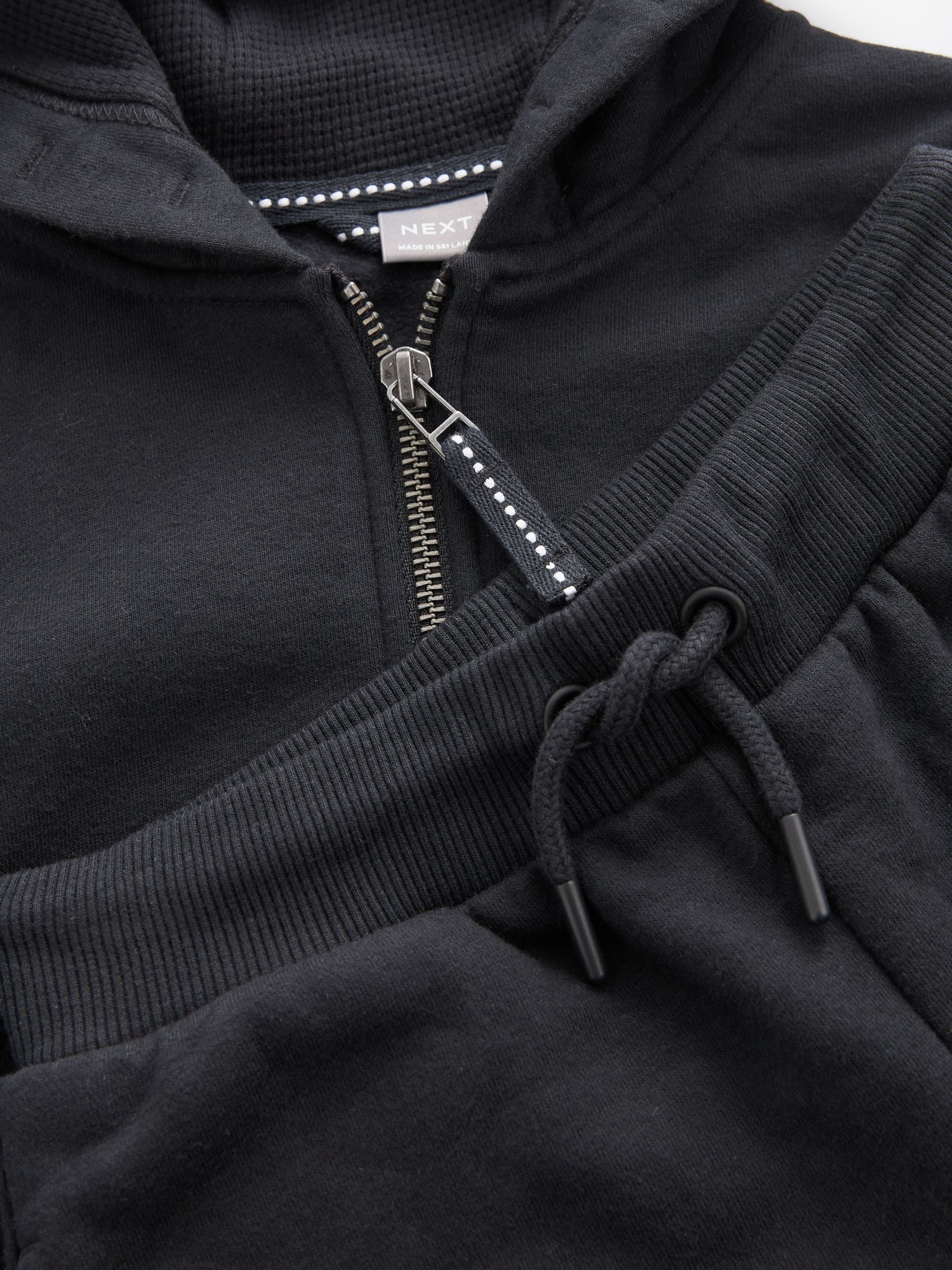 Zwart - Schoolsportset van hoodie met rits en joggingbroek (3-16 jr)