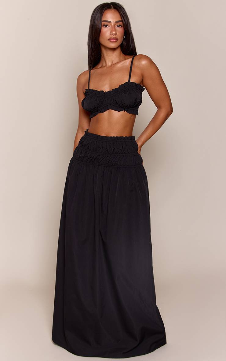 Noir Ensemble Bralette À Bretelles Avec Ourlet À Volants Froncés Petite