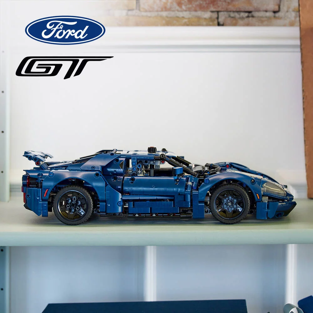 LEGO®TECHNIC 42154 - FORD GT 2022 - 1\/12