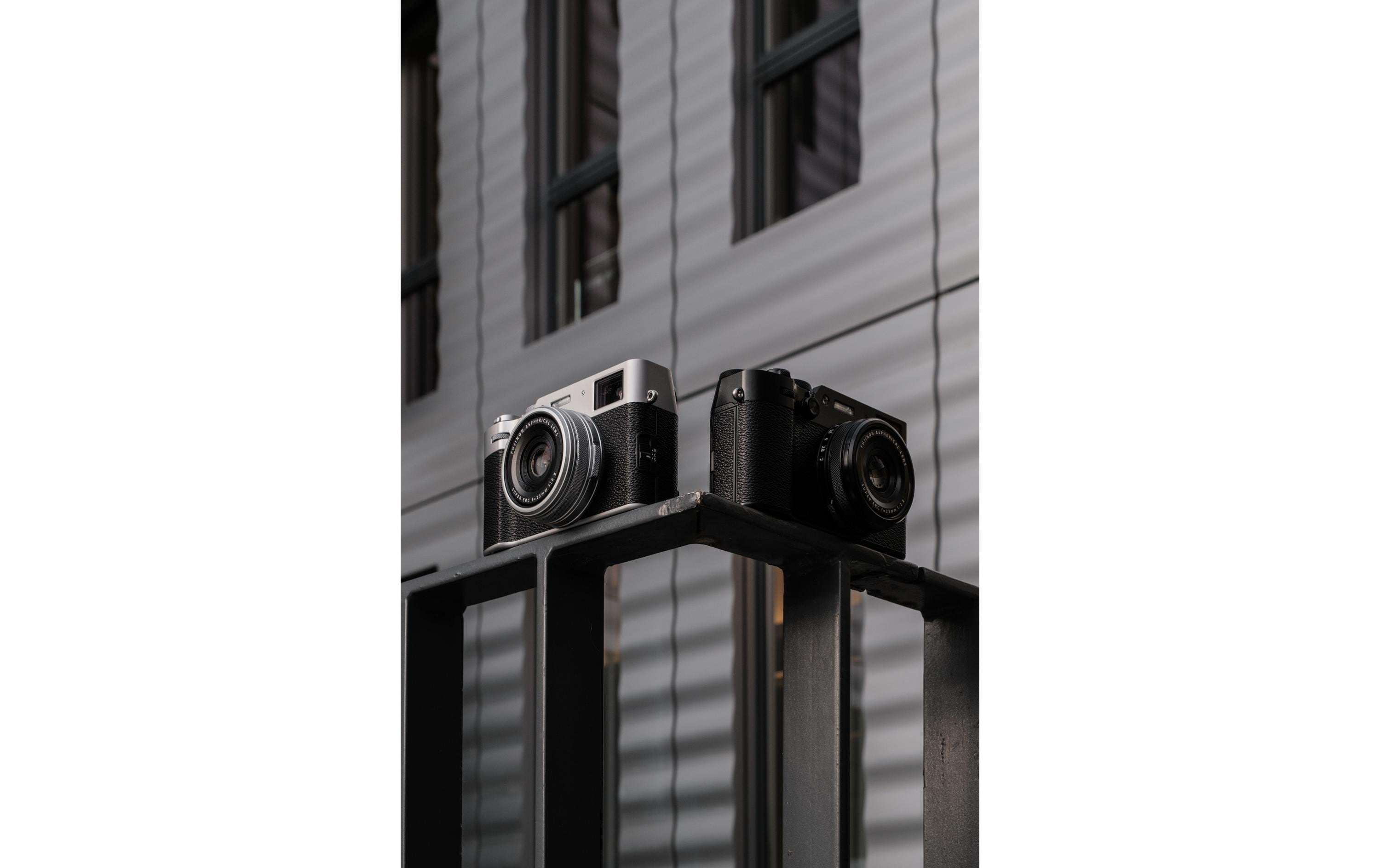 Fotokamera X100VI Schwarz<br>Kompakte Digitalkamera mit anspruchsvollem Design und intuitiver Bedienbarkeit