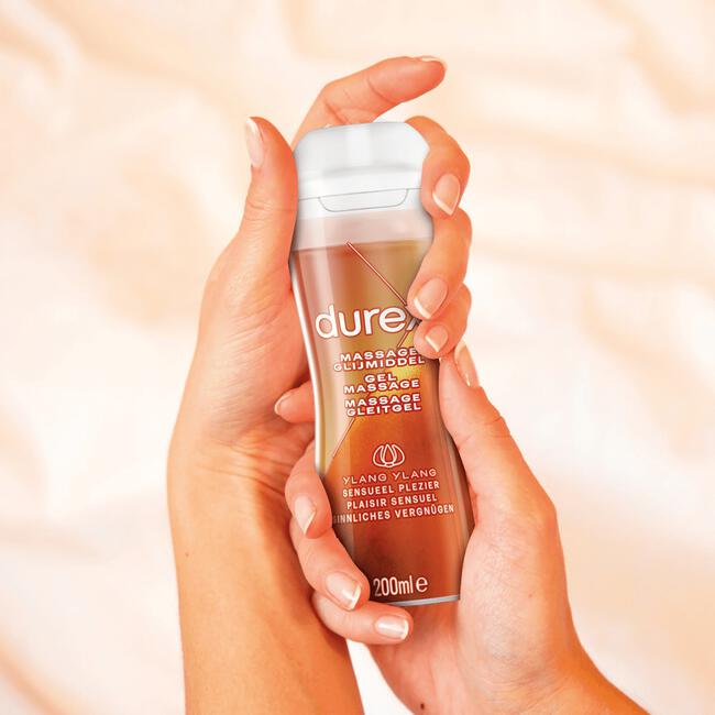 Durex Massage Olie en Glijmiddel 2-in-1 Sensual met Ylang Ylang Waterbasis 200 ML