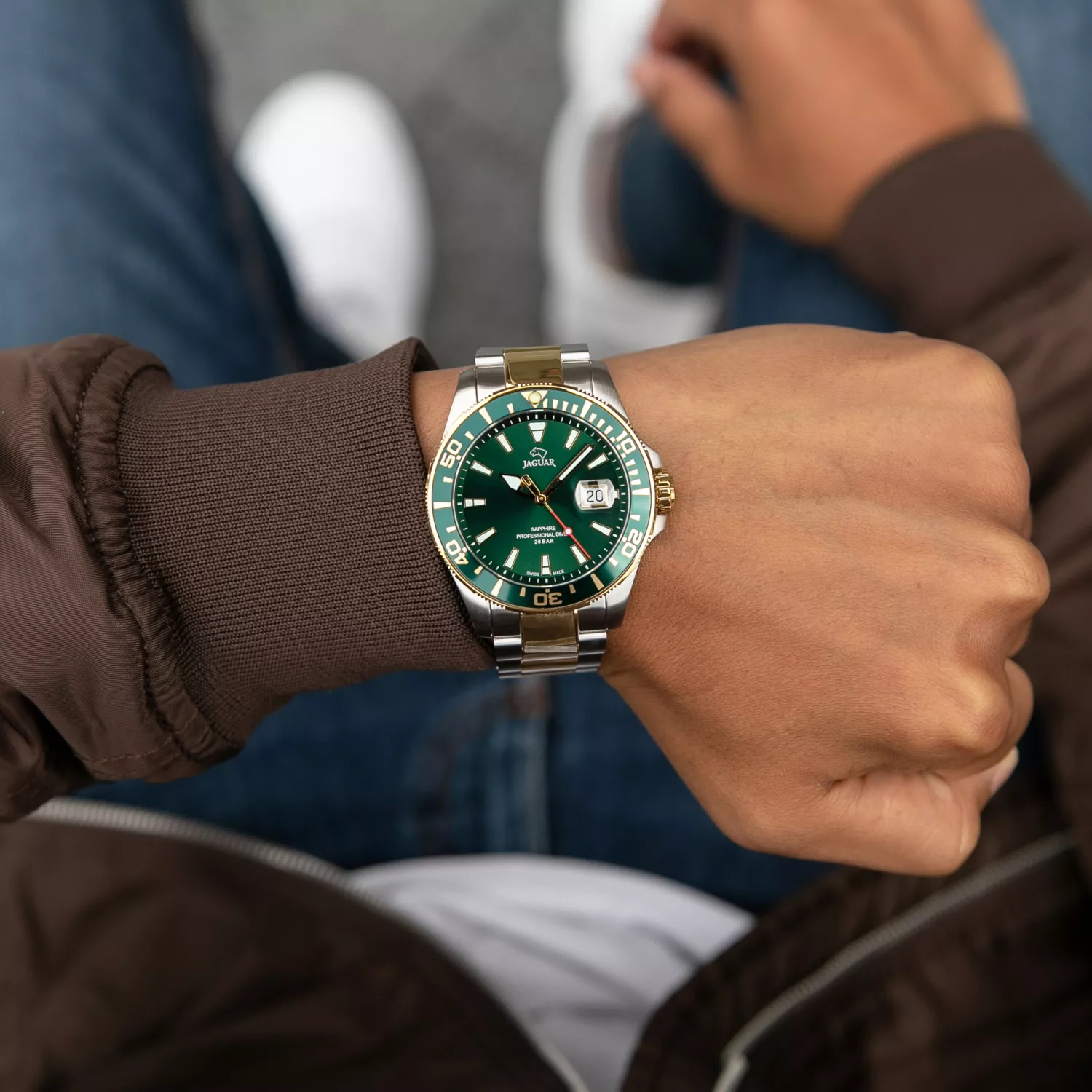 Jaguar Executive Diver J863/B