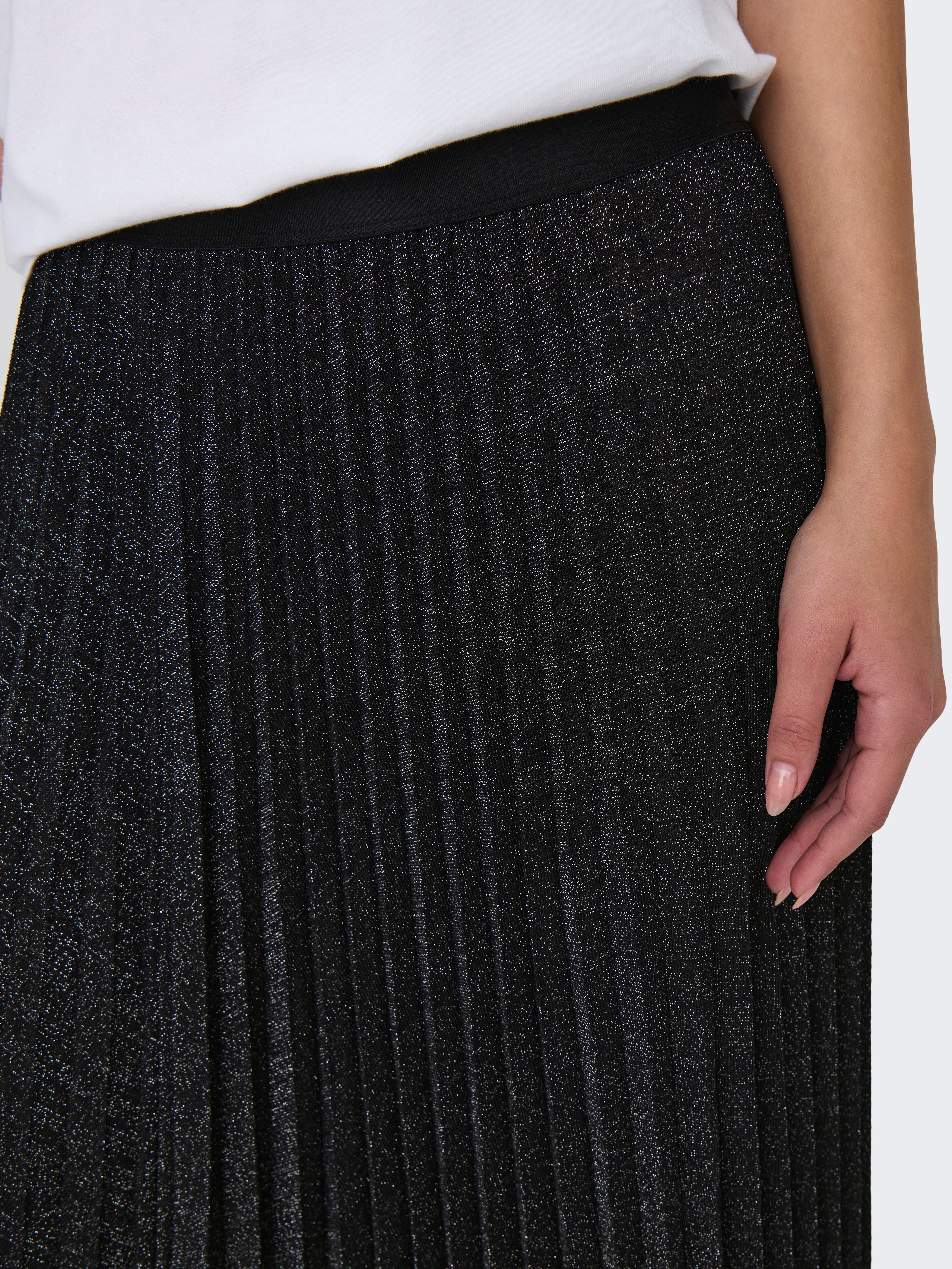 JDYAMALFI Plissierter Rock Black