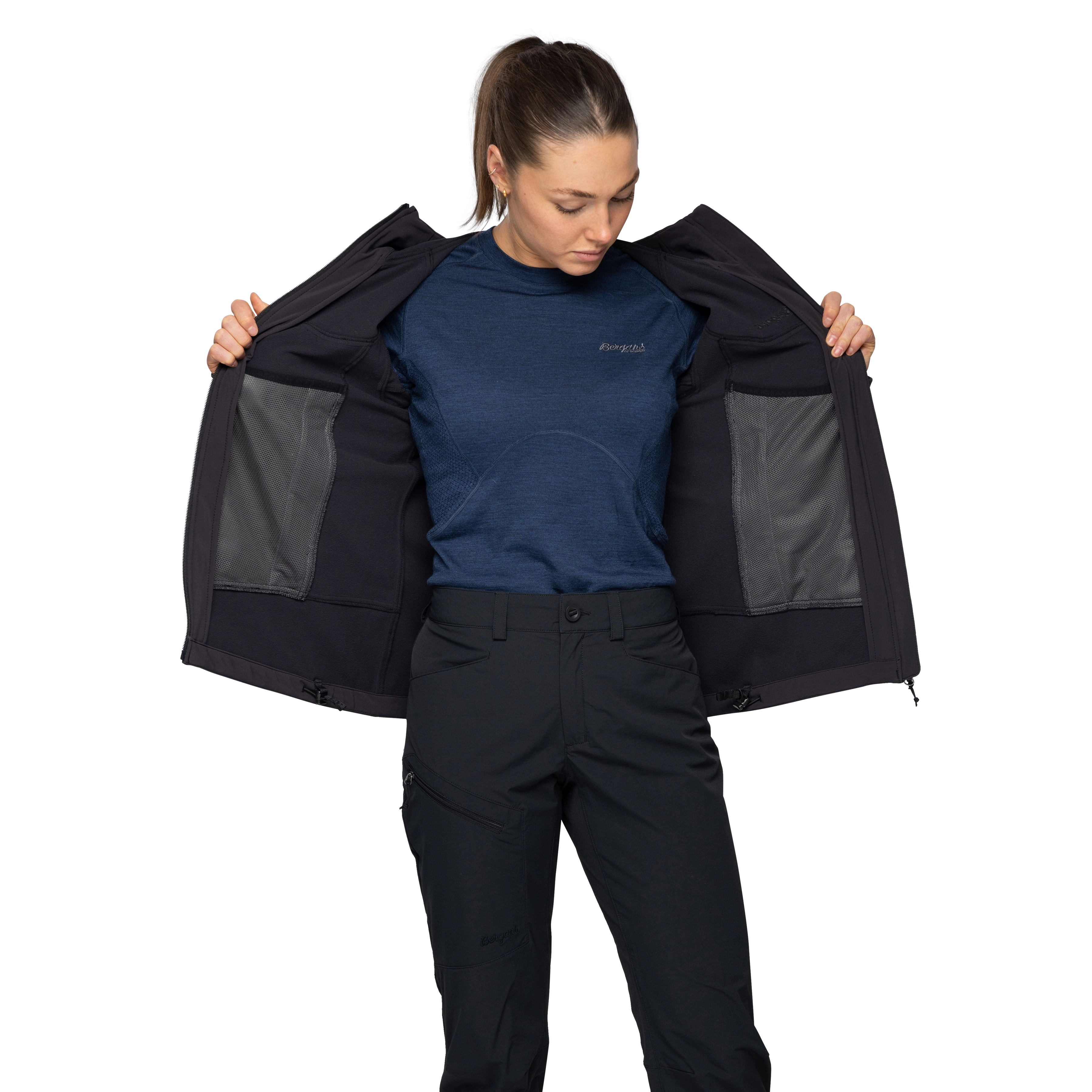 Vaagaa Softshell Jacket Hood Women Black