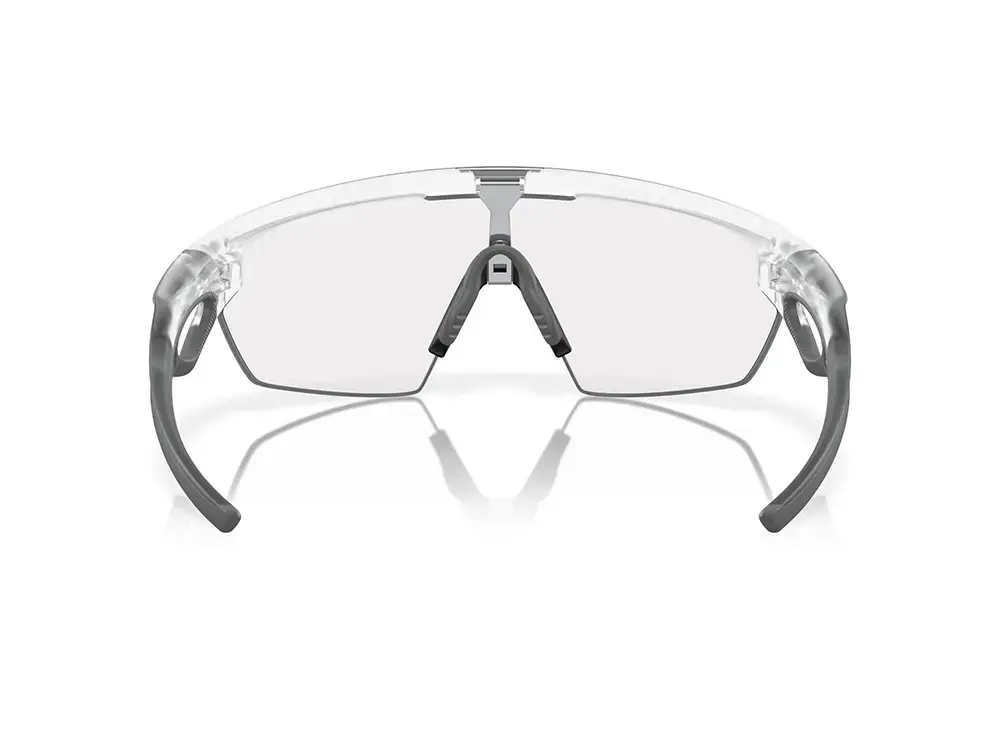 Oakley Sphaera Sport Zonnebril Clear Photochromic Lens Mat Transparant