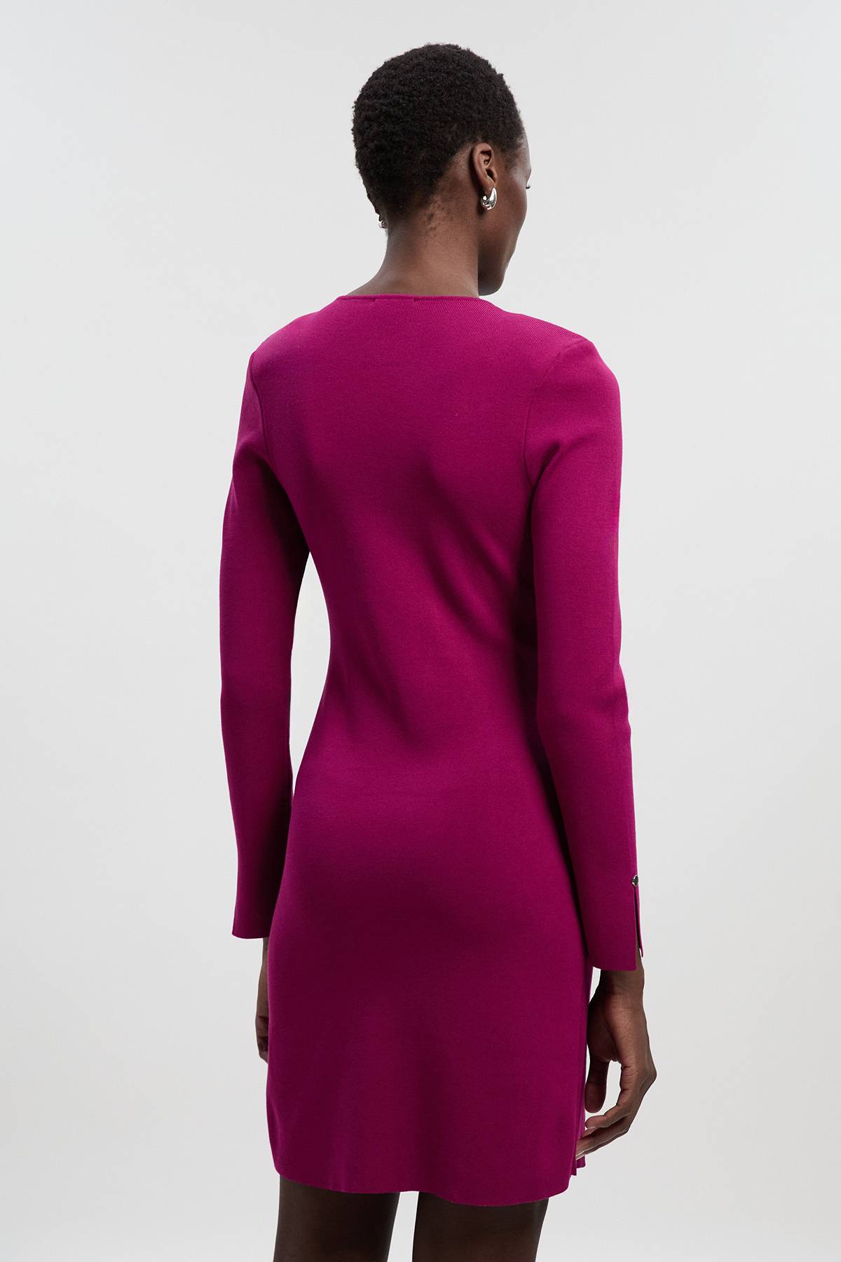 KarenMillen Robe Mini Tricotée en Mélange Viscose avec Détail Trou de Serrure et Clous