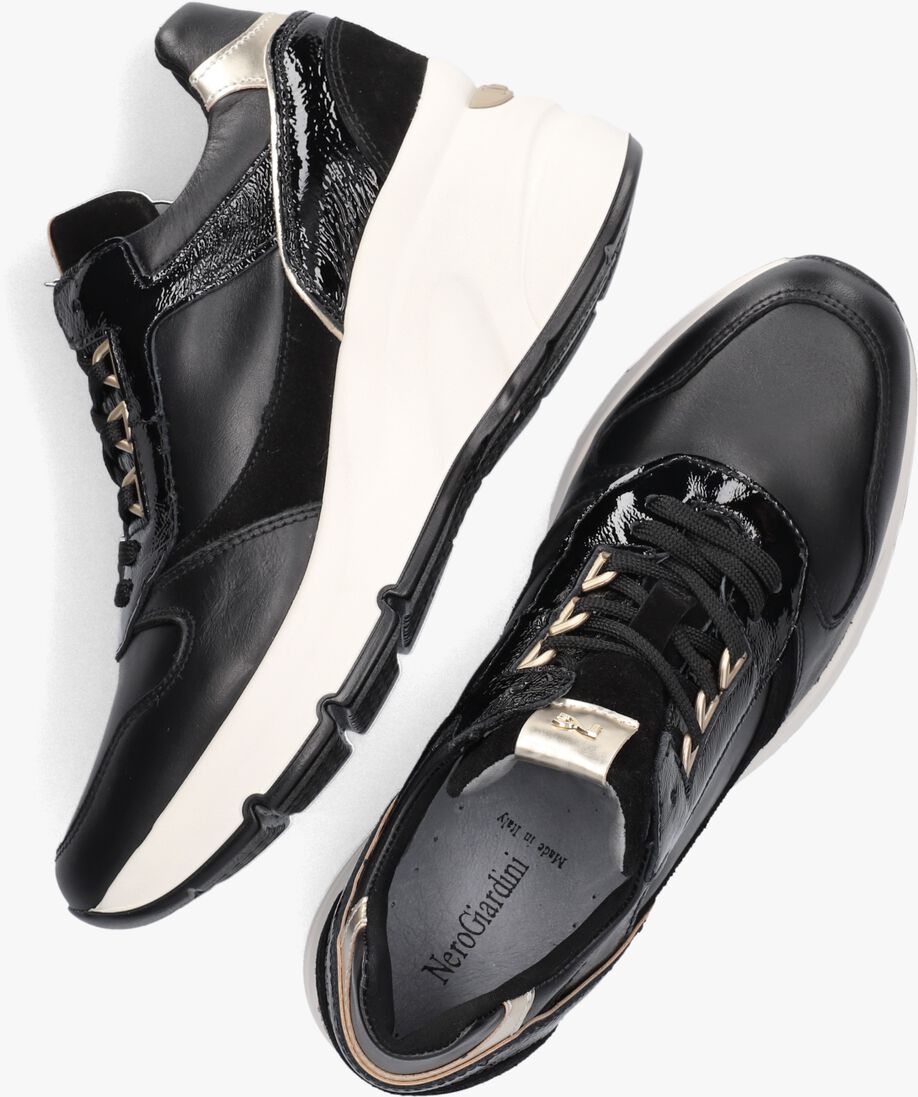 NERO GIARDINI zwarte nero giardini lage sneakers 08310