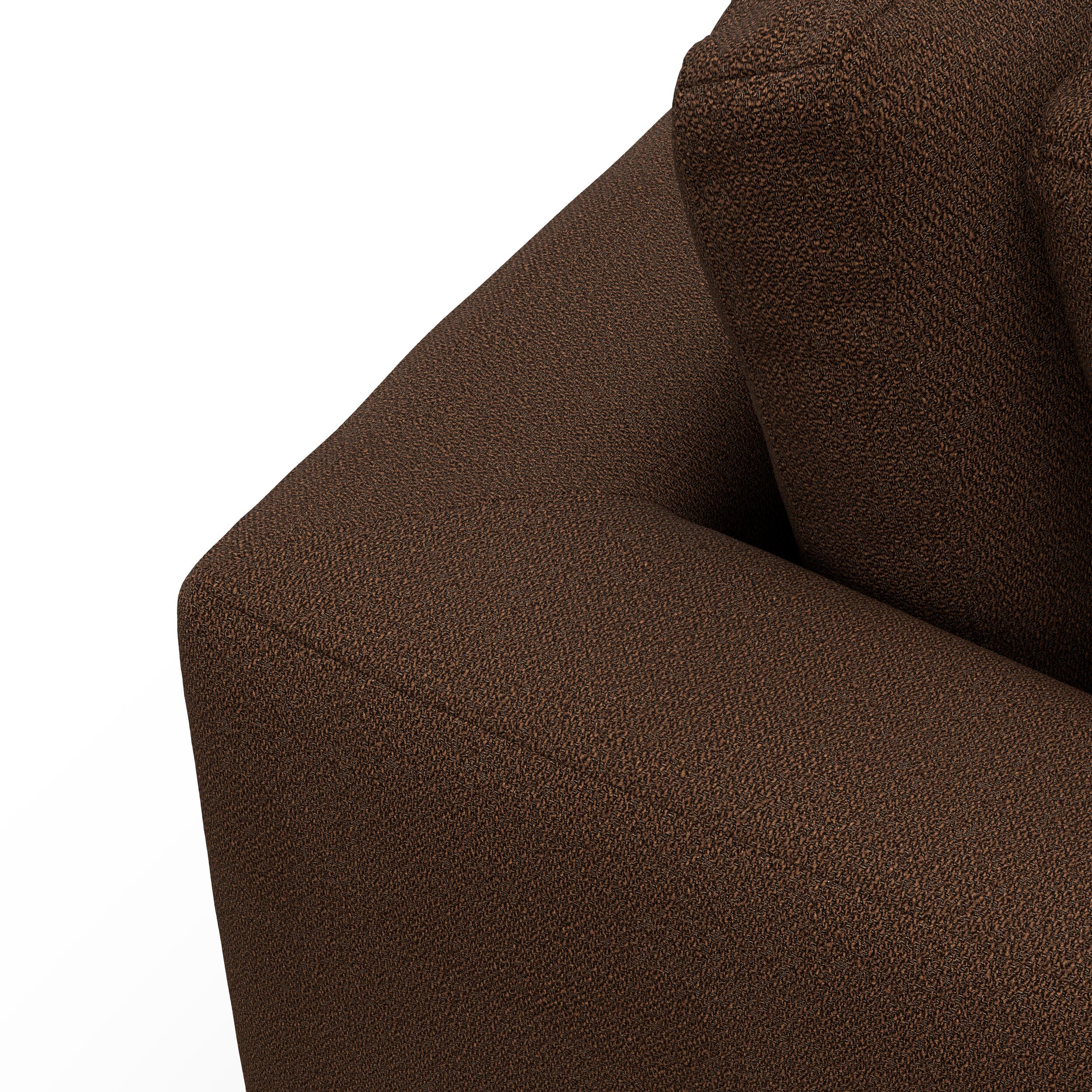 Angolo venstrevendt sofa med pufafslutning