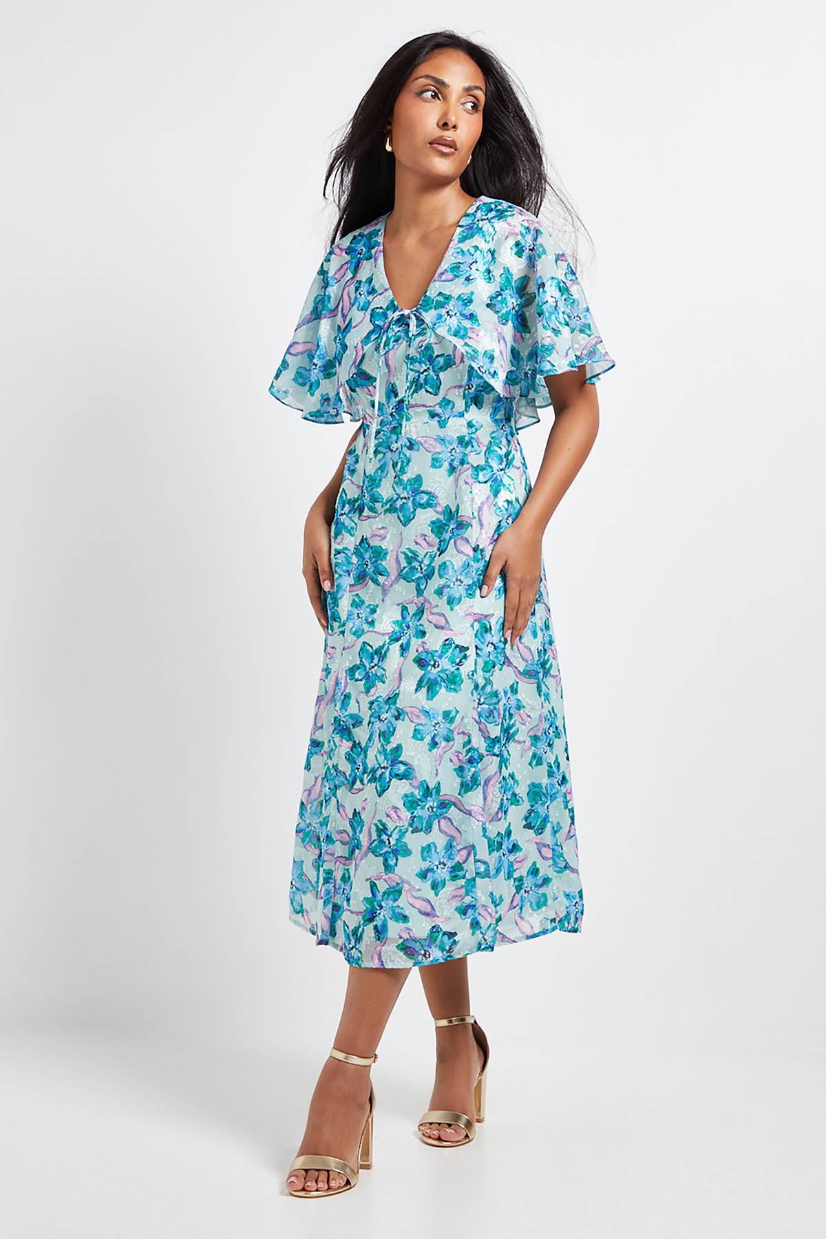 Wallis Robe Midi Petite à Manches Cape et Motif Floral Dévoré