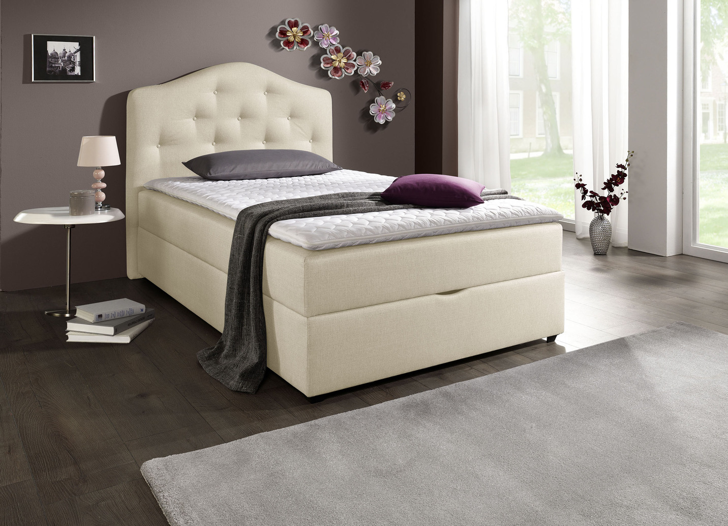 Boxspringbett mit Bettkasten und Kaltschaumtopper
