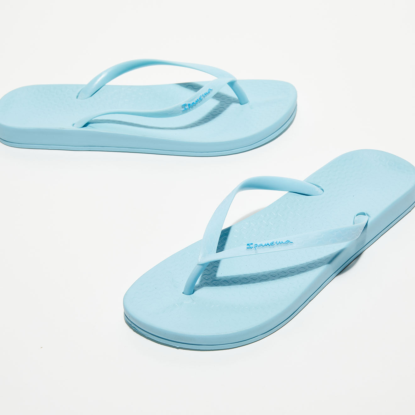 Ipanema Tongs Anat Colors bleu clair