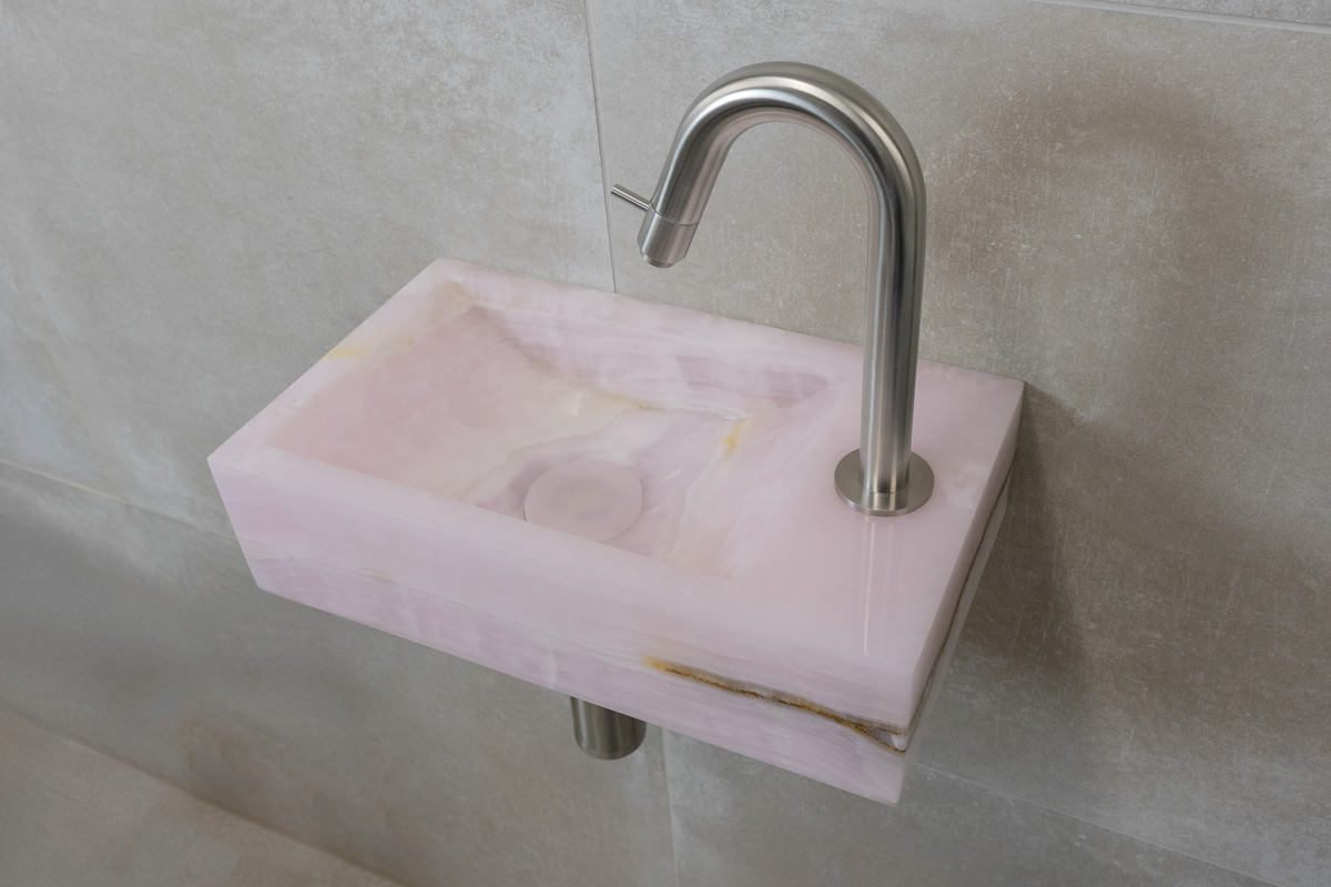 Saniclear Pink Onyx fonteinset met gebogen kraan in RVS
