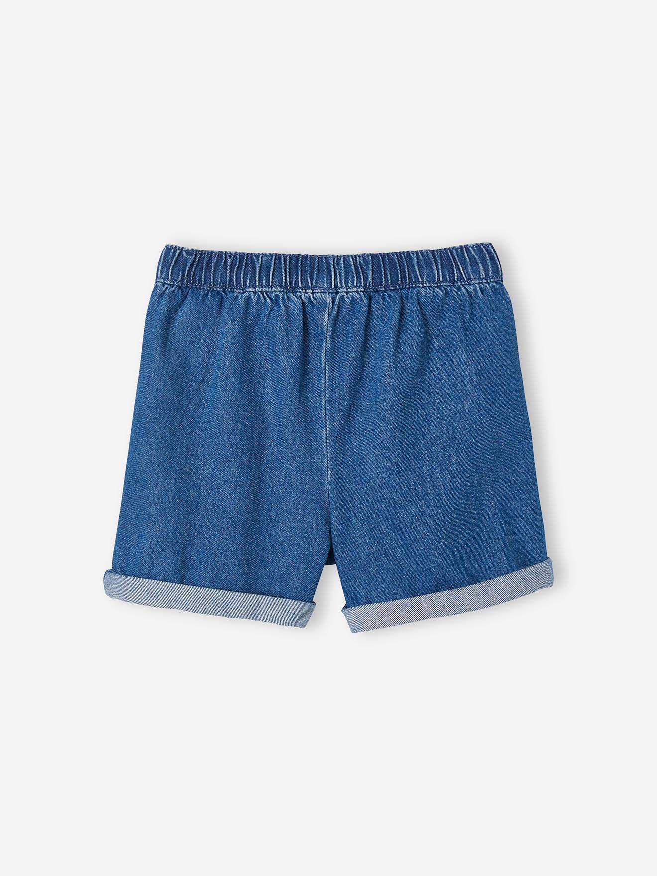Shorts jeans azul-escuro para meninas com botões decorativos.