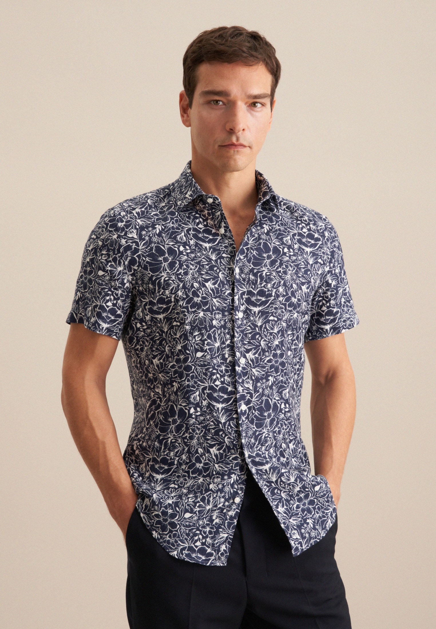 seidensticker Businesshemd »Slim«, Slim Kurzarm Kentkragen Floral