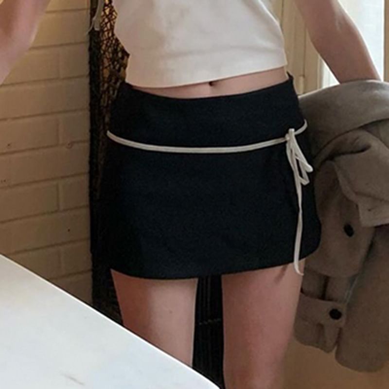 Kilopi - Low Rise Bow Mini Pencil Skirt