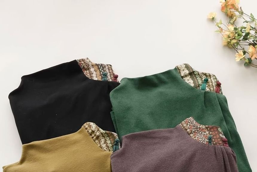 ZIMO - T-shirt met lange mouwen en gebloemde hals en print