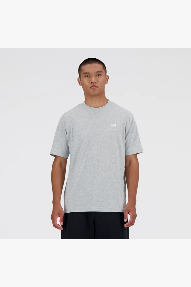New Balance Sport Essentials Small Logo Herren T-Shirt