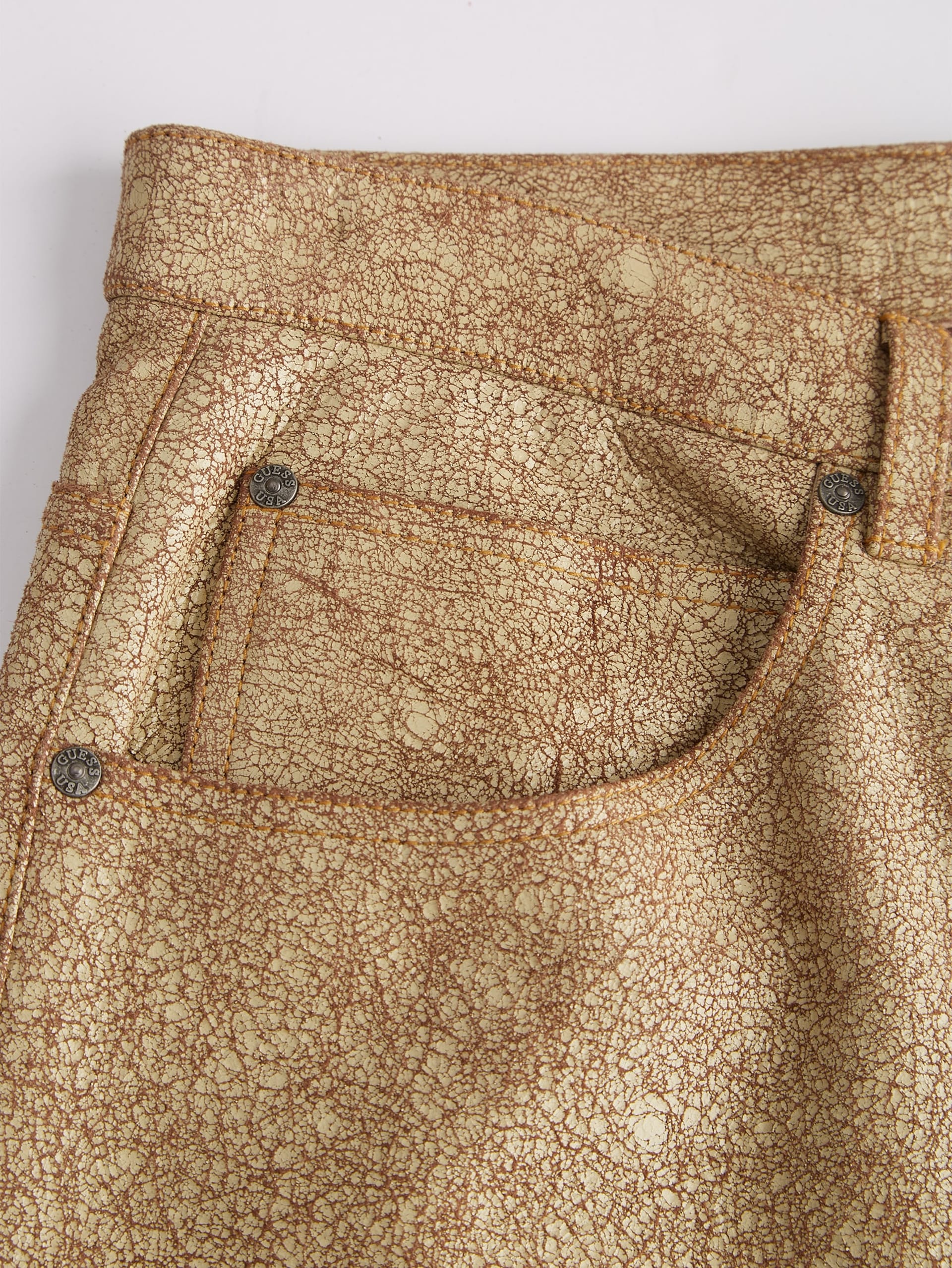 Shorts de couro rachado