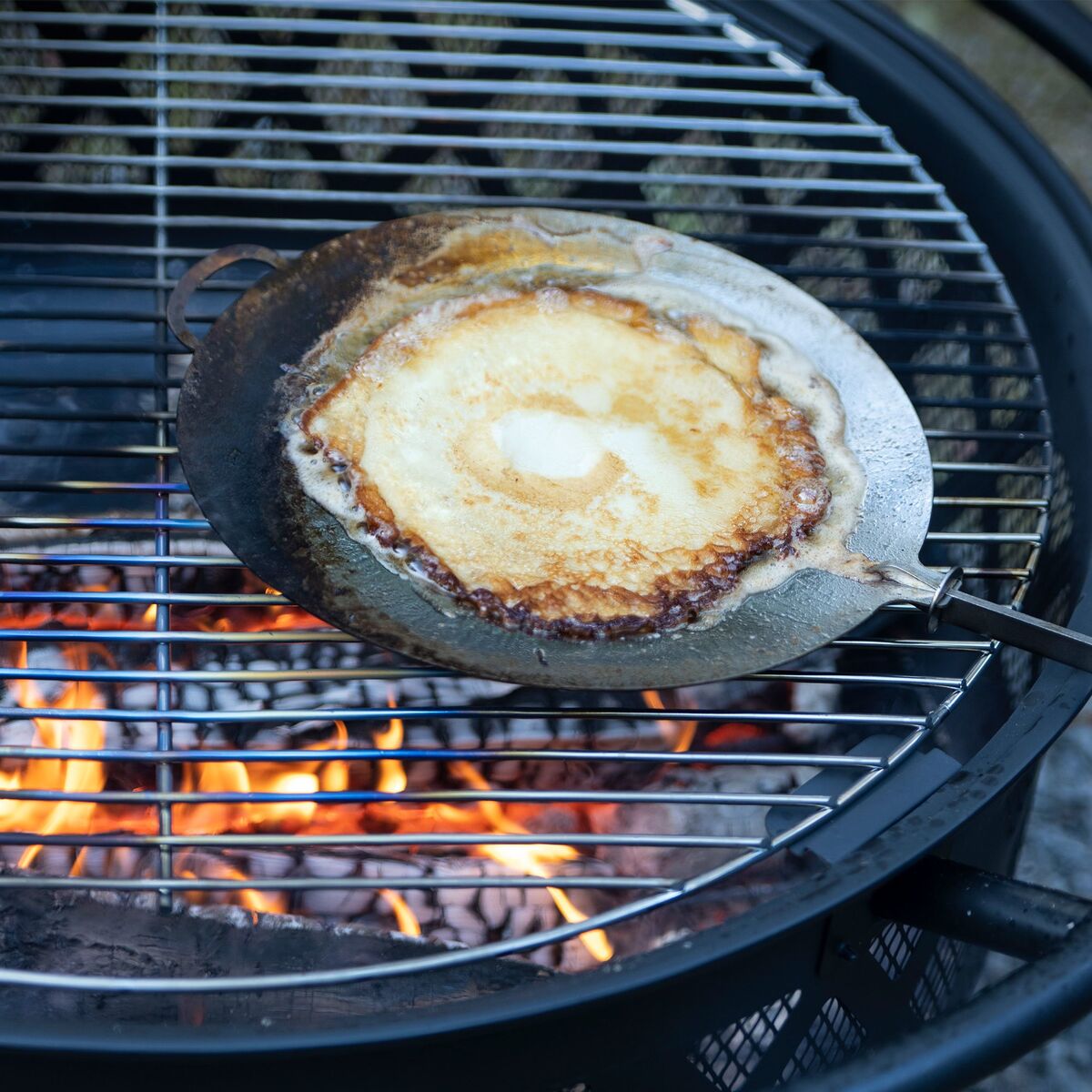 Grillpanne med sammenleggbart håndtak