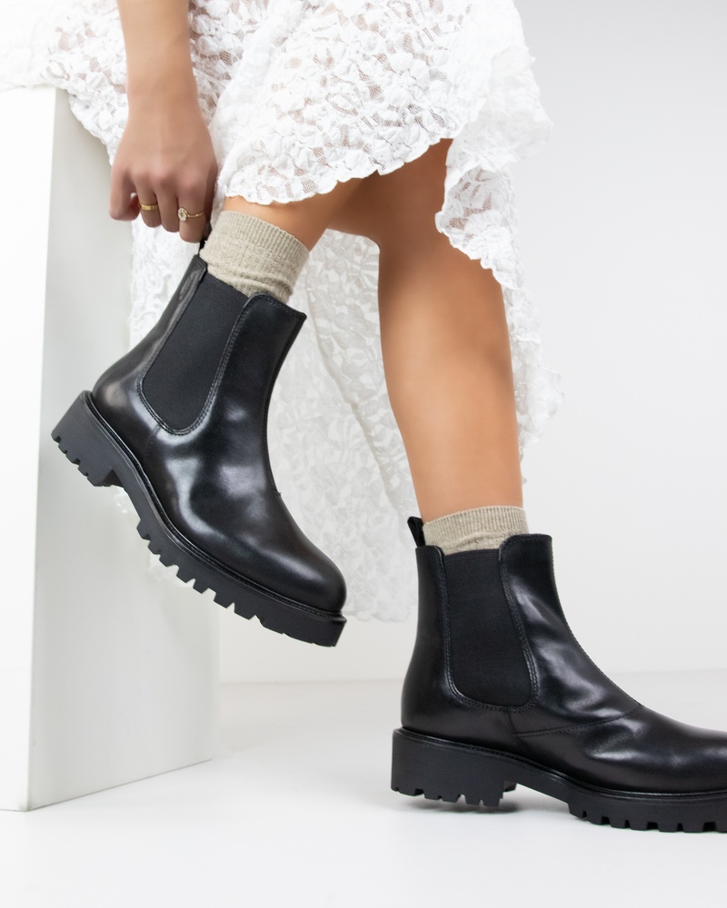 Vagabond Shoemakers Kenova Chelseaboots  - zwart