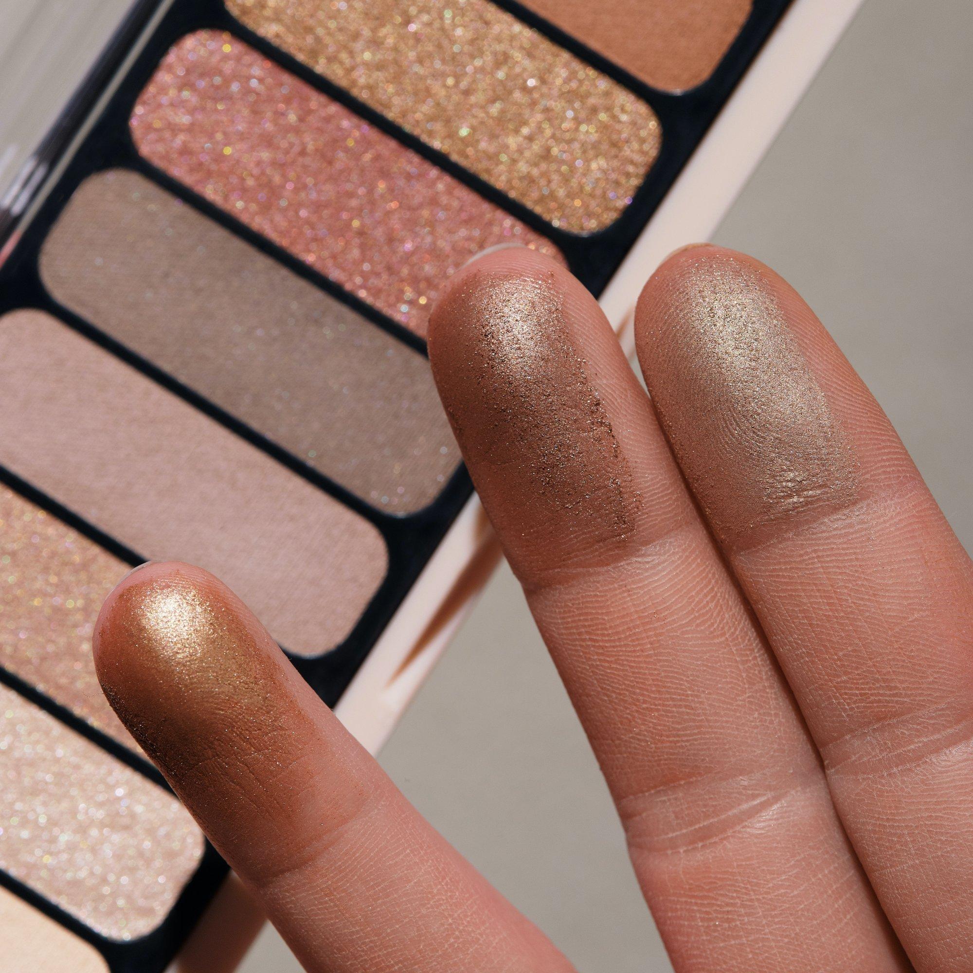 the NUDE edition eyeshadow palette