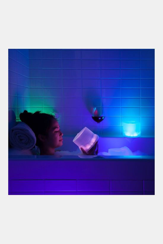 Mpowerd Mpowerd Luci Color Essence Solar Lantaarn