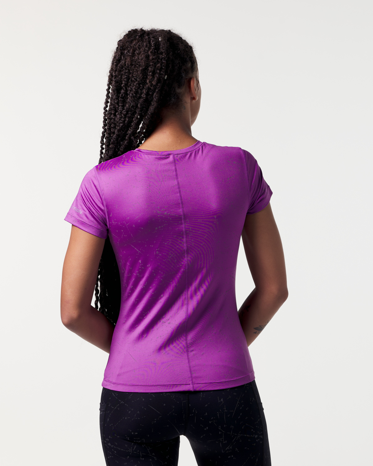LEVITY Zodiac Reflective Tee Violet Stardust