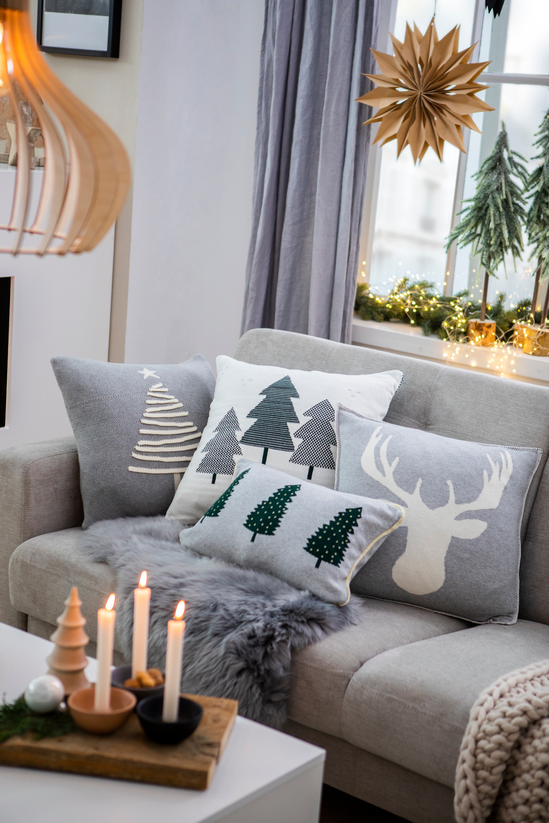 TOM TAILOR HOME Dekokissen »Knitted Reindeerhead« Gestrickte Kissenhülle ohne Füllung mit Rentierkopf, 1 Stück