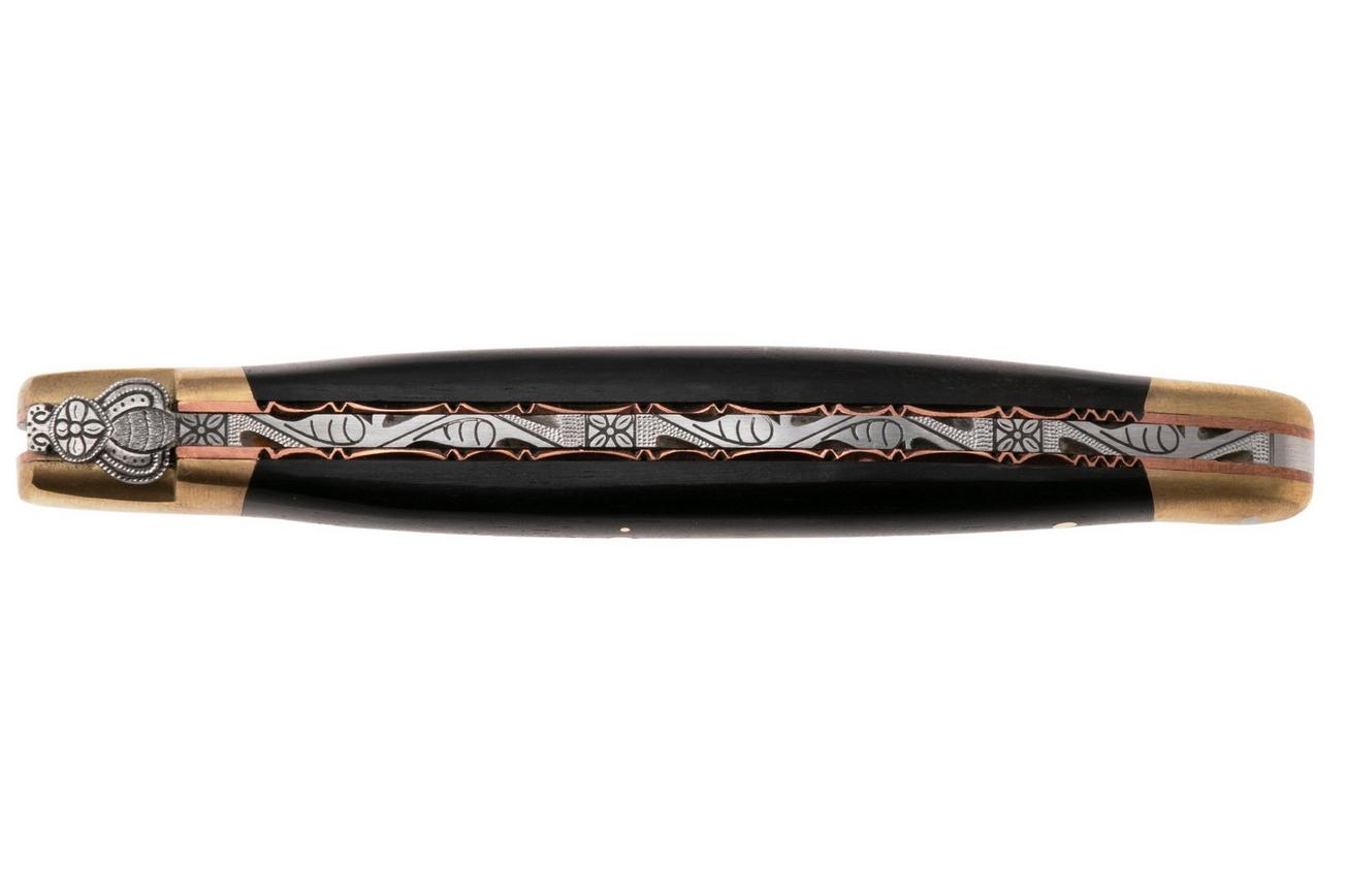 Laguiole en Aubrac Le Bijou L0212LCHB/EBBJ Ebony, Handcarved Copper Plates, Matt Brass Bolsters, zakmes, 12 cm