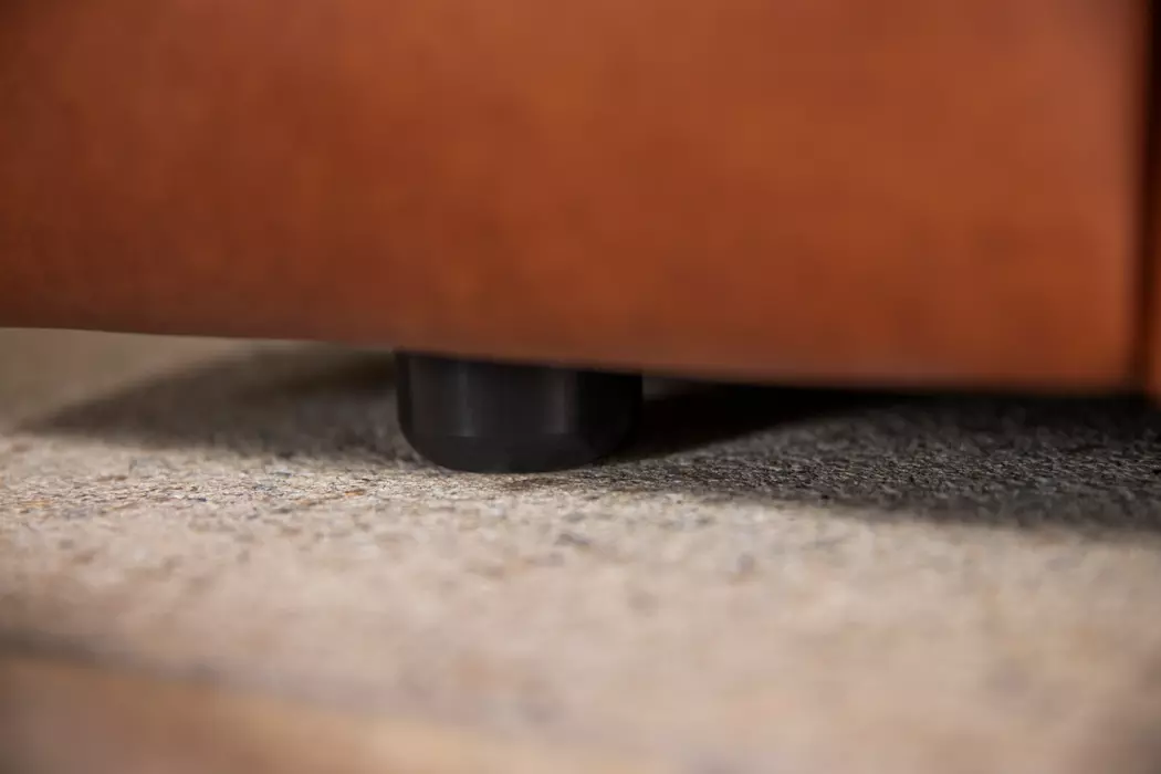 Sofa 18050 around-the-block