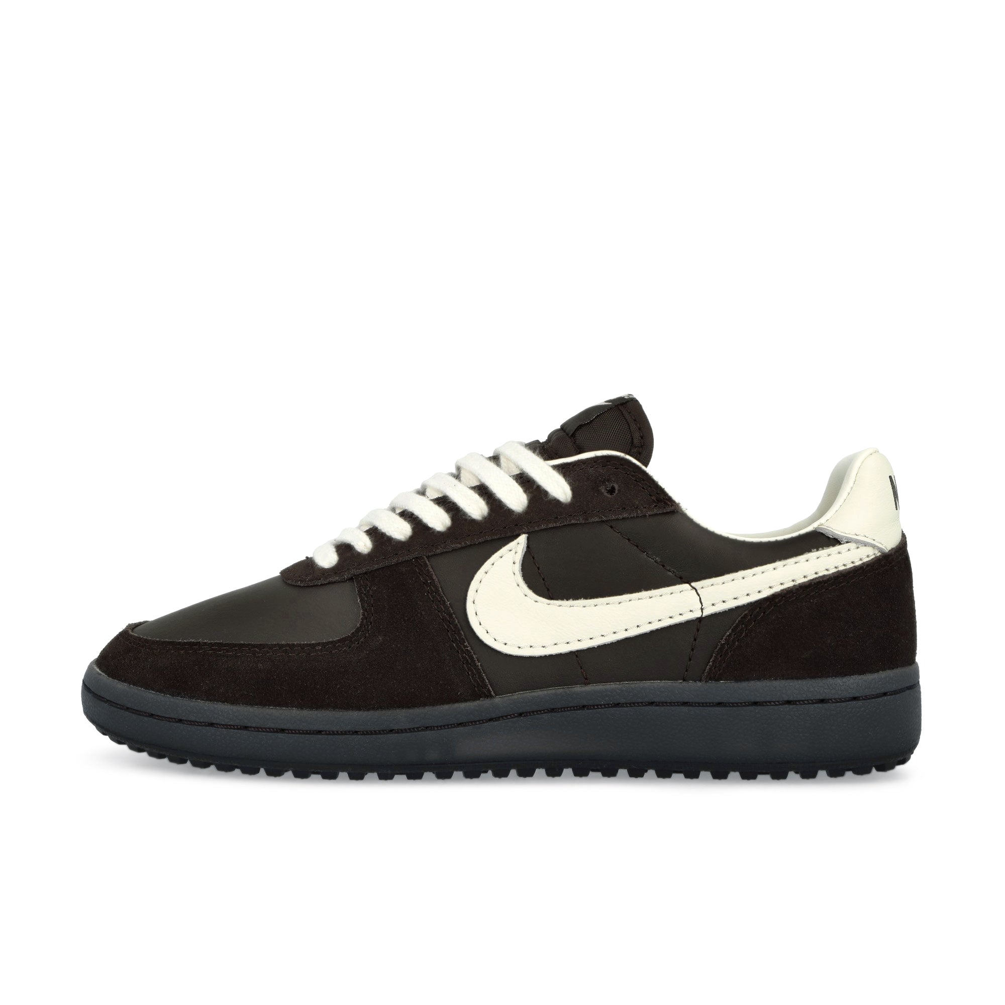 Nike<br>Wmns Field General