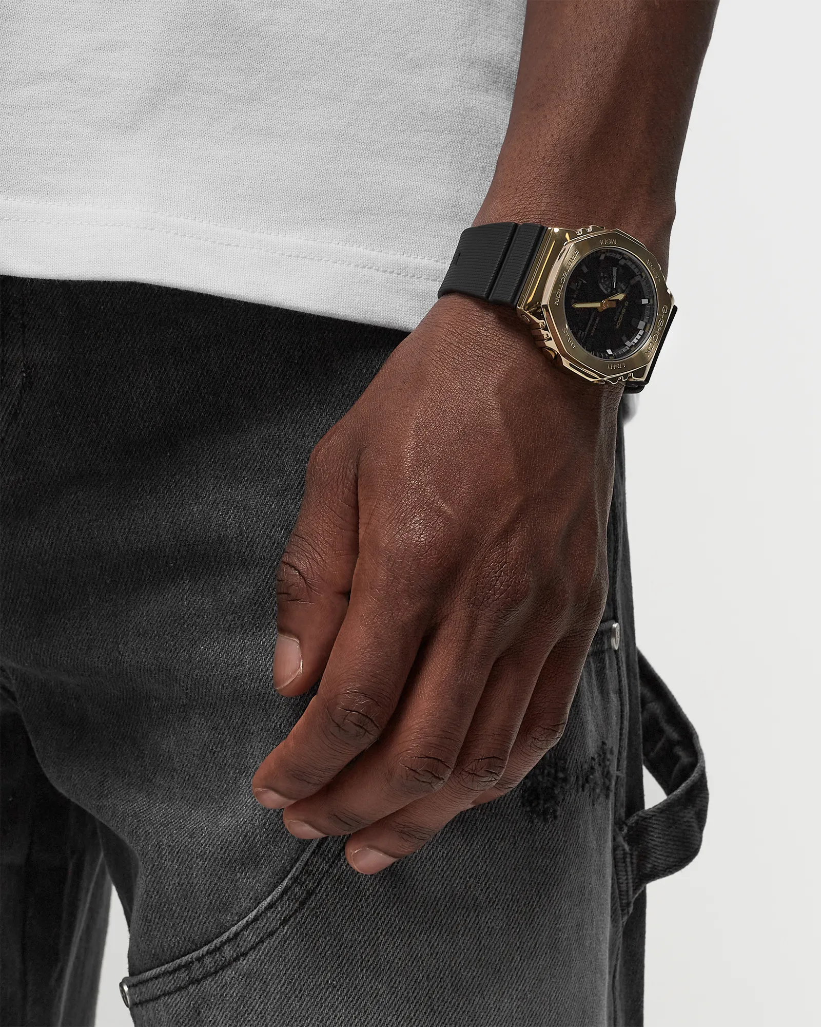 G-SHOCK GM-2100G-1A9ER
