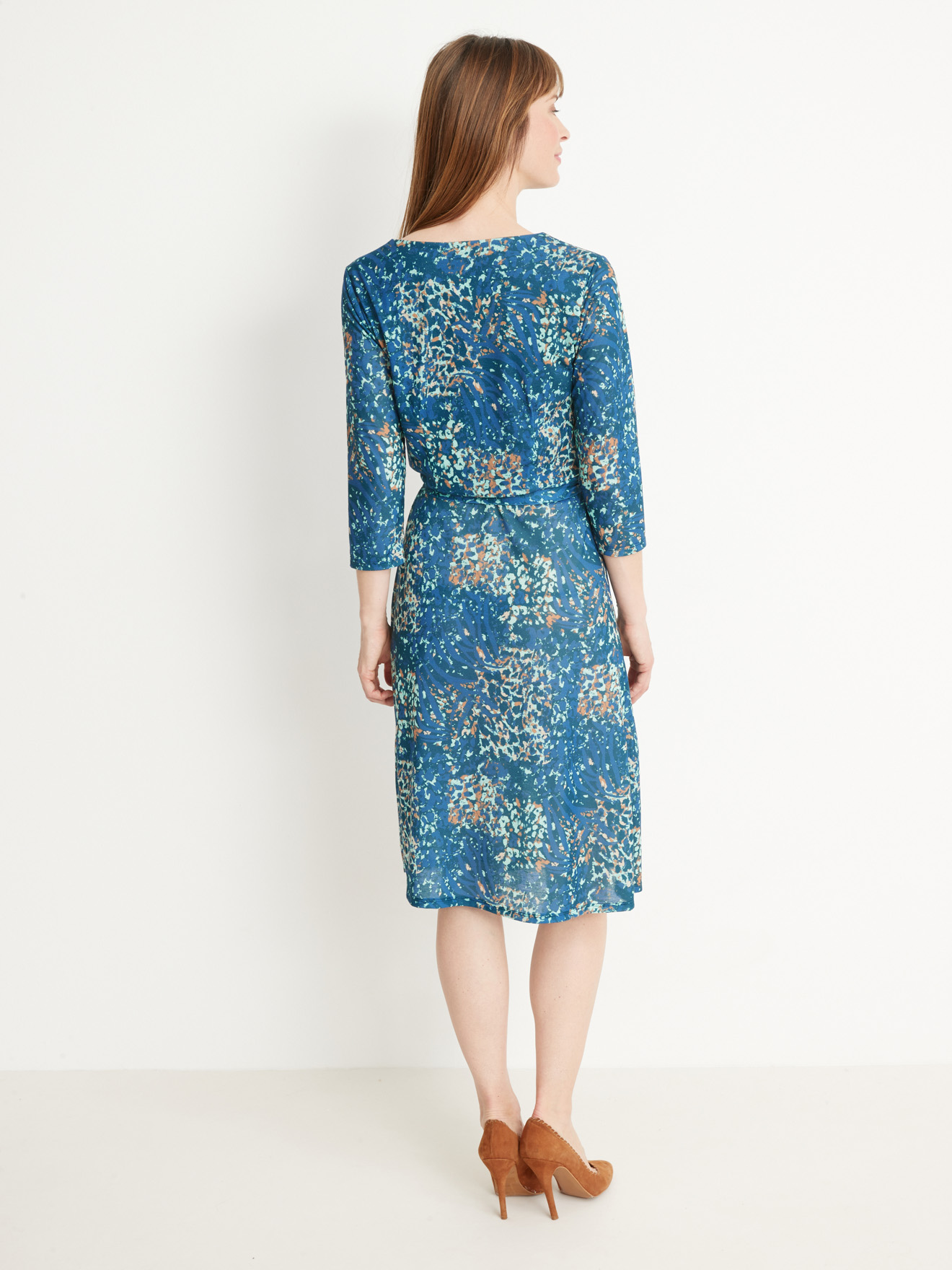 Robe en maille encolure V croisée