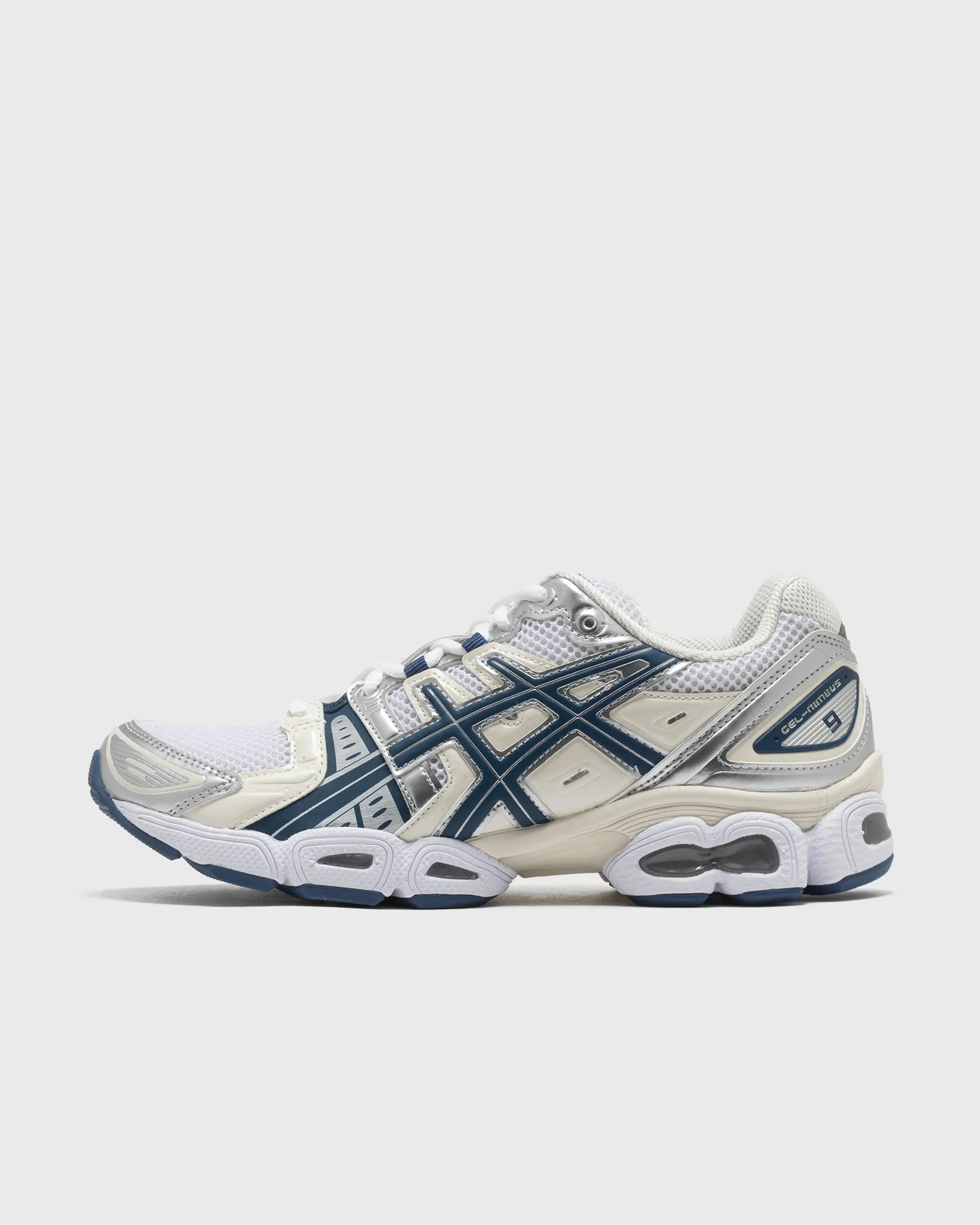 asics GEL-NIMBUS 9