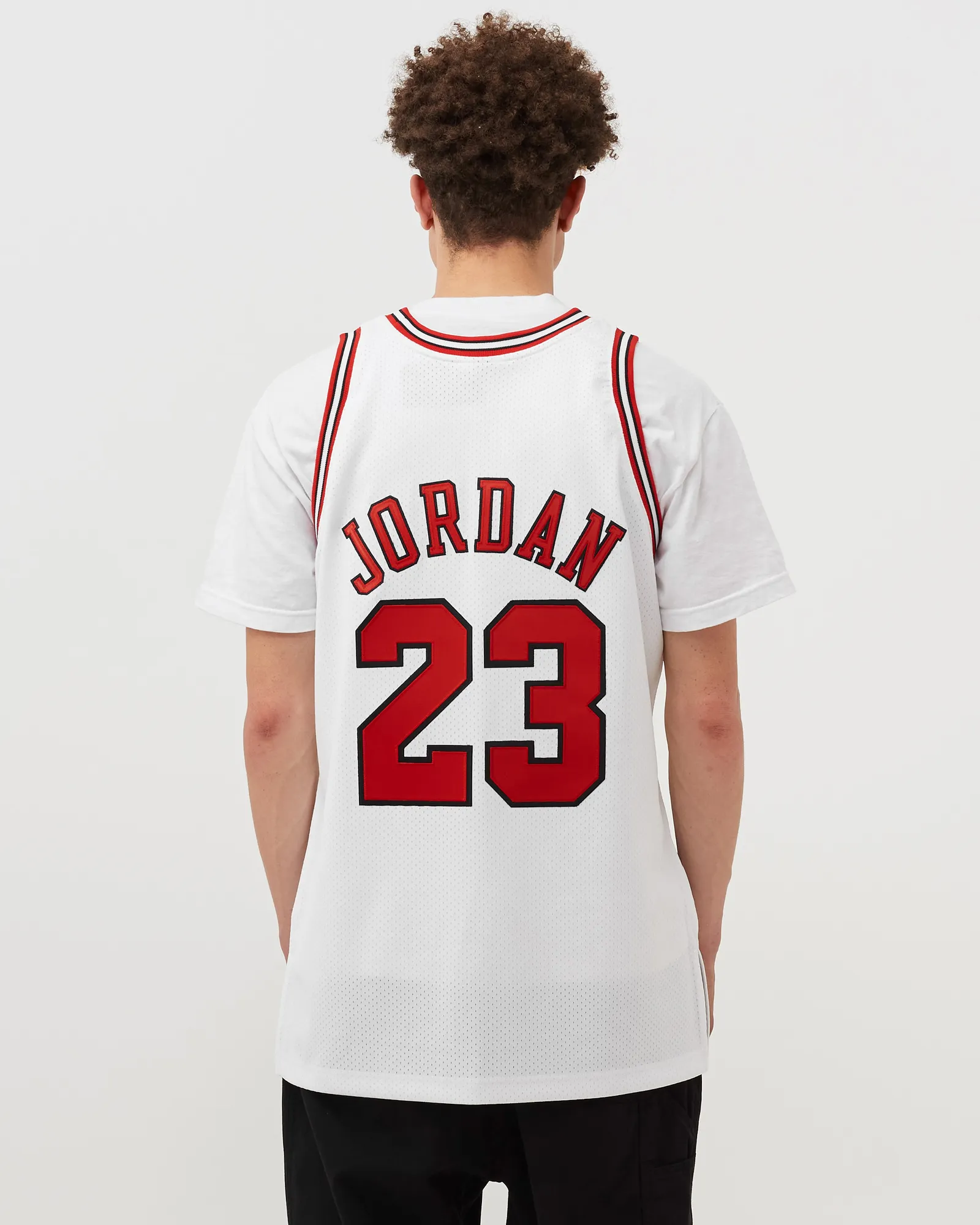 Mitchell & Ness NBA Authentic Jersey Chicago Bulls Home 1997-98 Michael Jordan #23