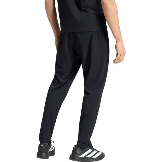 adidas Real Madrid Tiro Travel Trainingspak 2025/2026