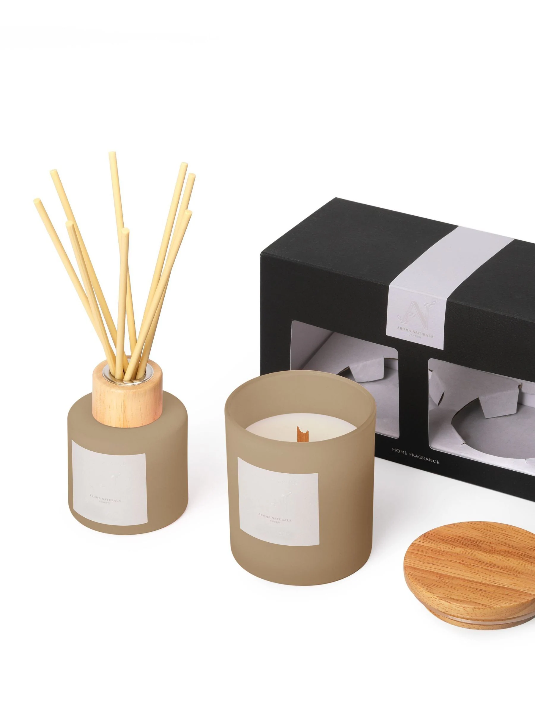 Aroma Naturals Frosted Cashmere Candle and Diffuser Gift Set