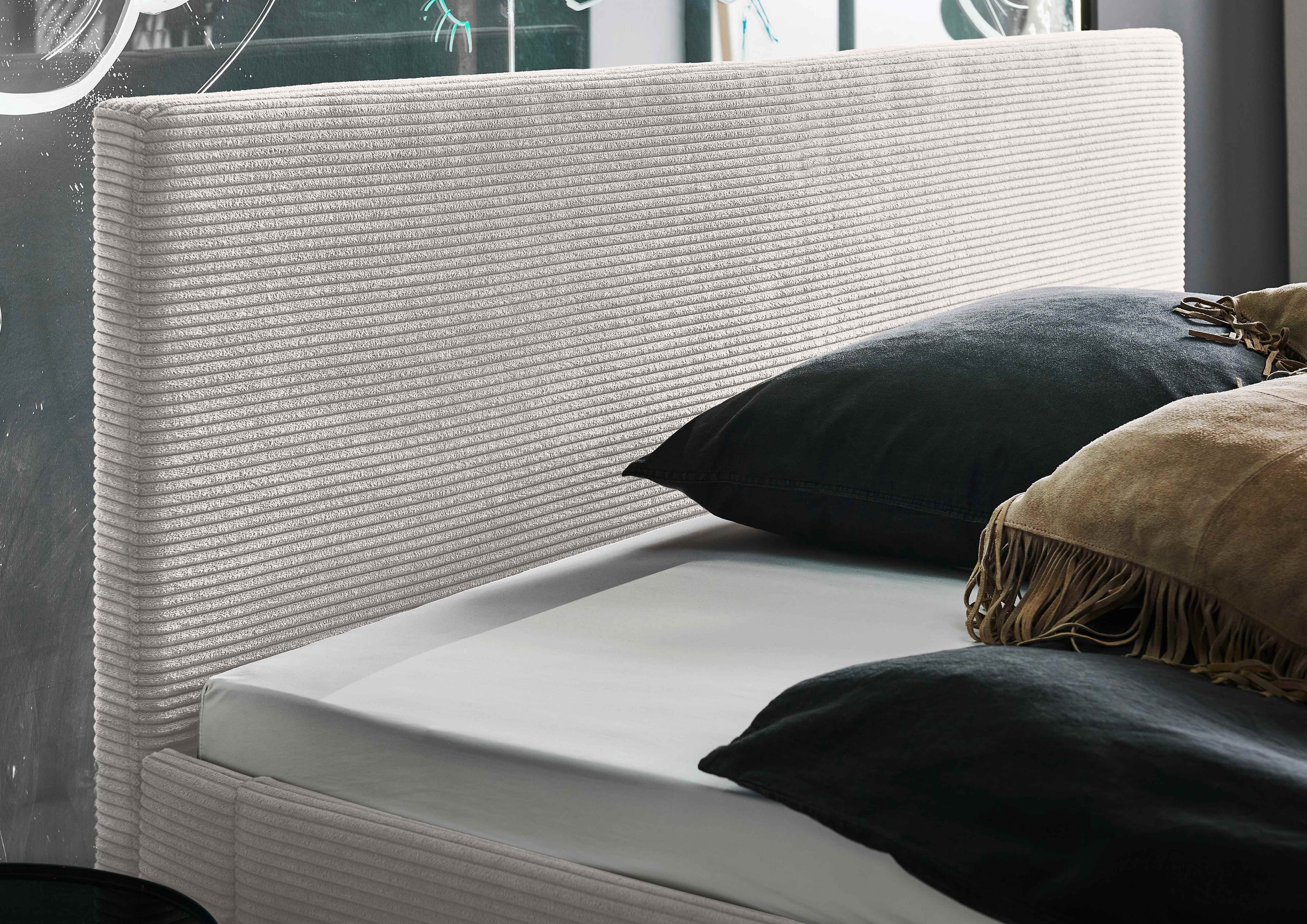 Polsterbett 180 x 200 Viola Bettgestell mit Kopfteil Beige