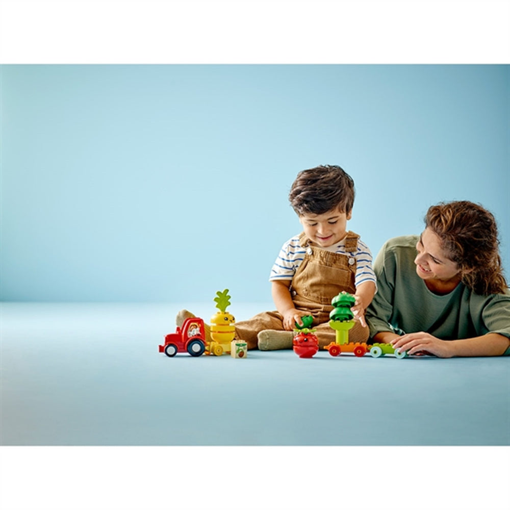 Køb LEGO® DUPLO® Traktor med Frugt og Grøntsager
