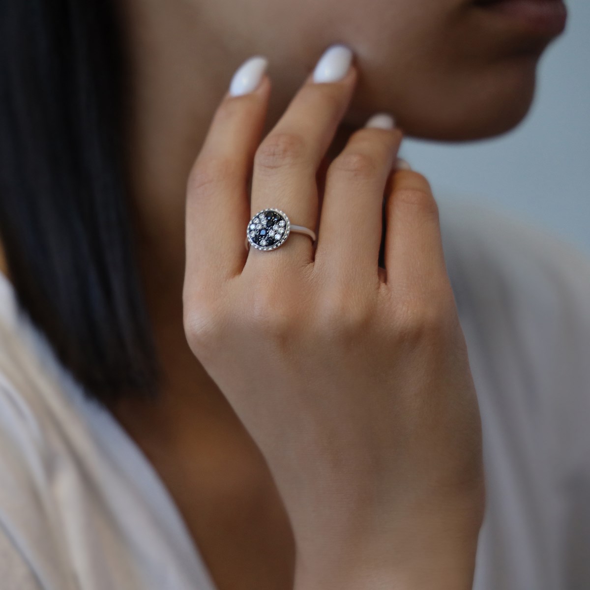 Bague Rhodié Disque Sertie Zirconiums Blanc