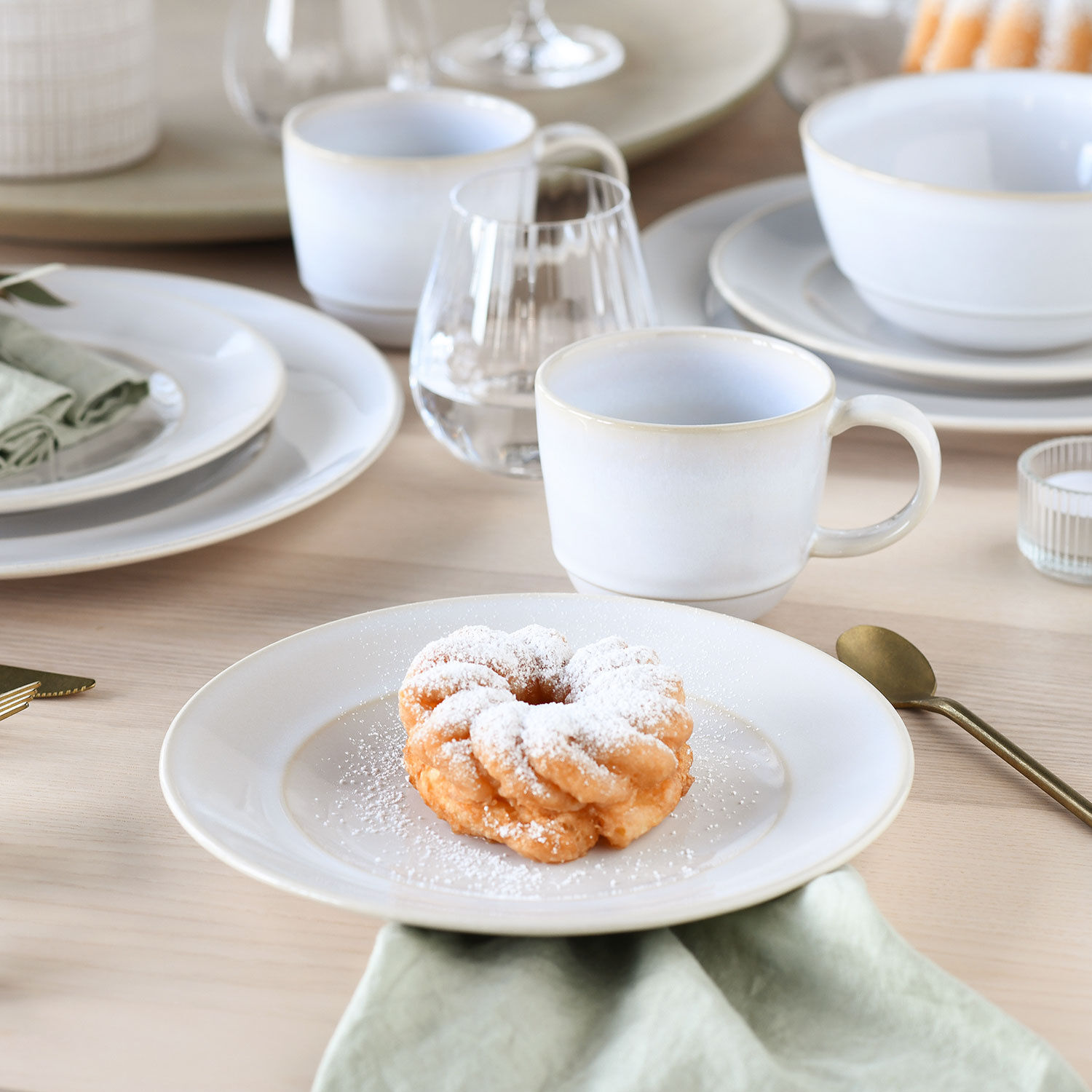 Geschirr–Set Antique, 16–teilig