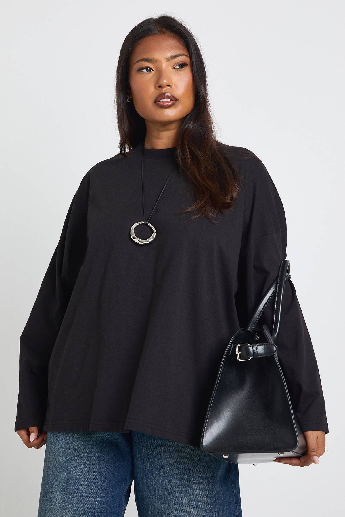 boohoo T-shirt à manches longues surdimensionné Plus Basic