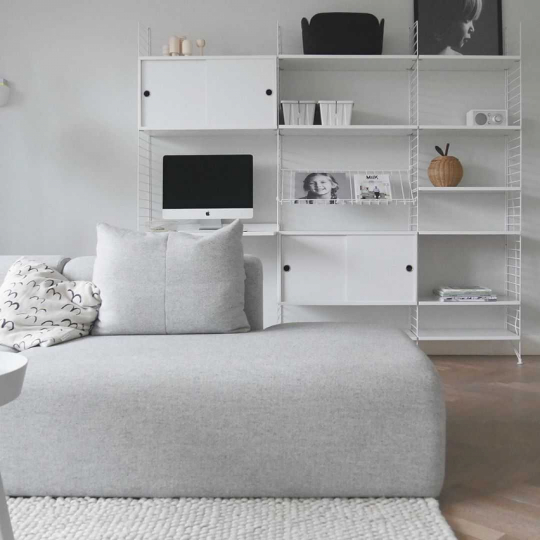 String Furniture Kast met schuifdeur 78 x 30 x 42 cm walnoot