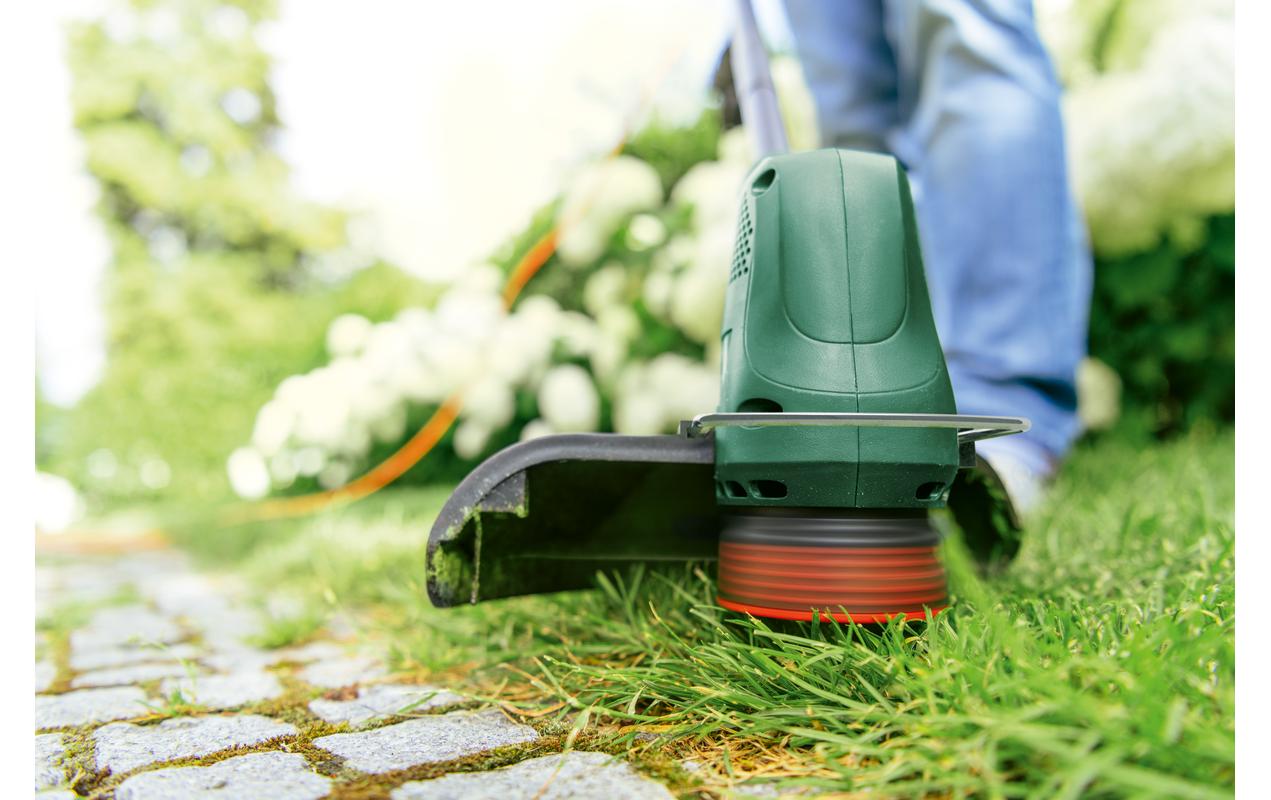 Elektro-Rasentrimmer EasyGrassCut 23Rasentrimmer für natürliche und bequeme Gartenarbeit