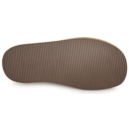 Casual Attitude - VYNIA - Beige