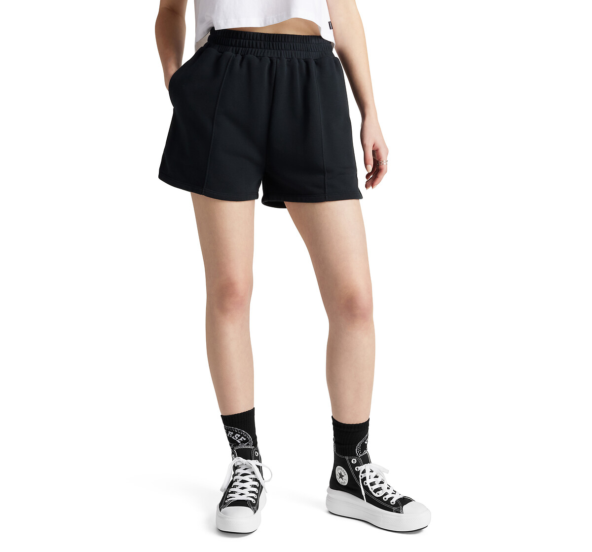 CONVERSE<br>Shorts em sarja