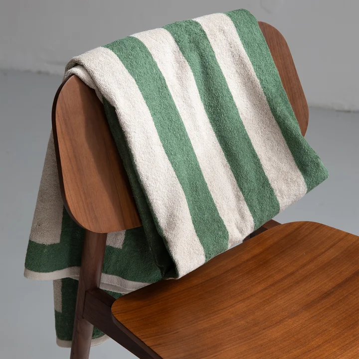 Studio Zondag - Baas Dining Chair Solid and Veneer, Nussbaum geölt