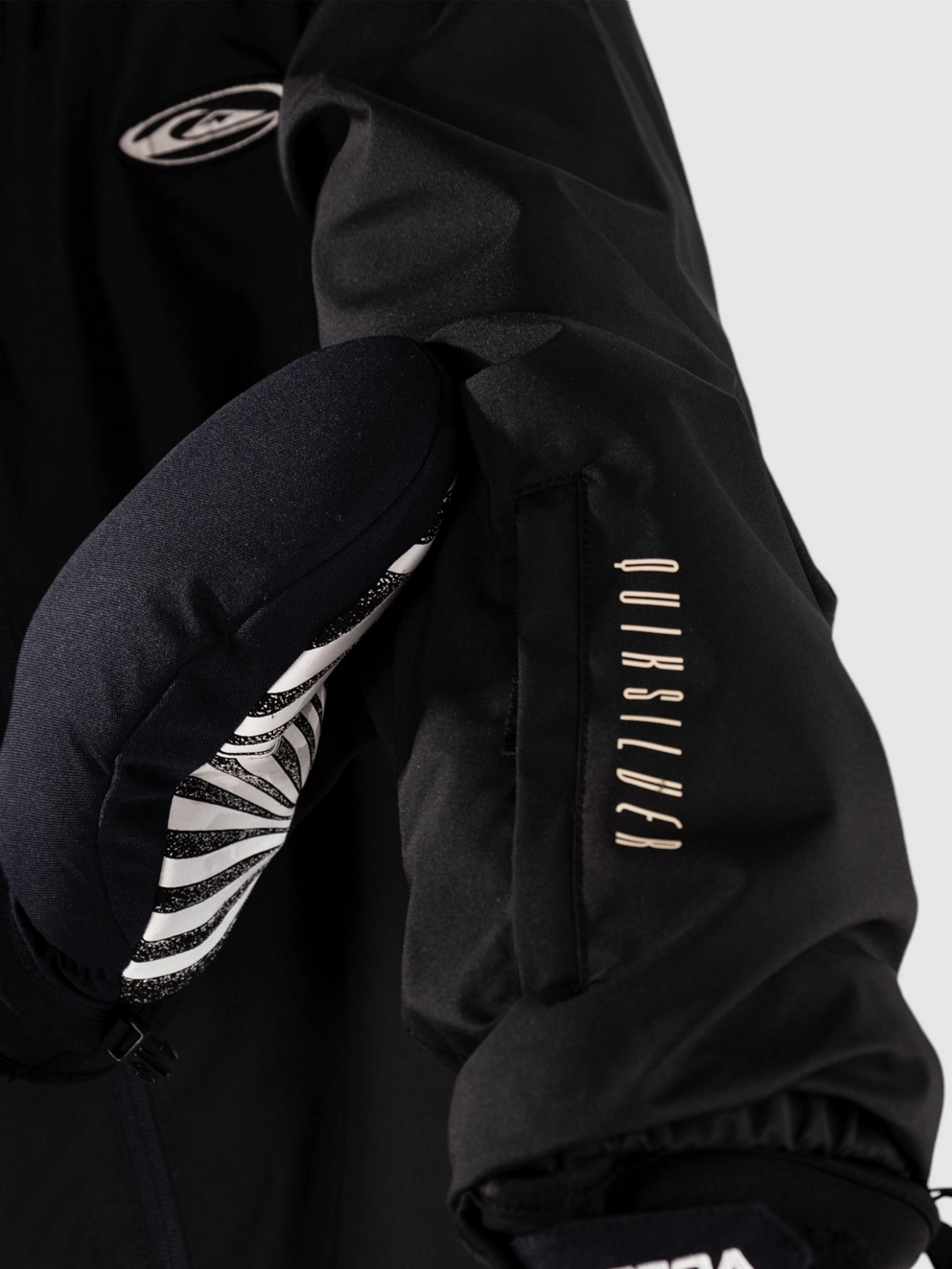 Quiksilver High In The Hood Jacket true black