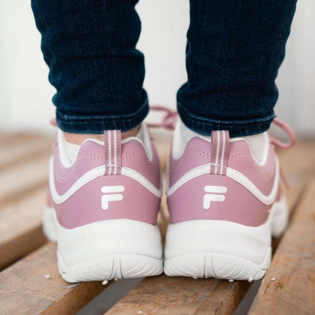 FILA<br>Fila Strada low damesko