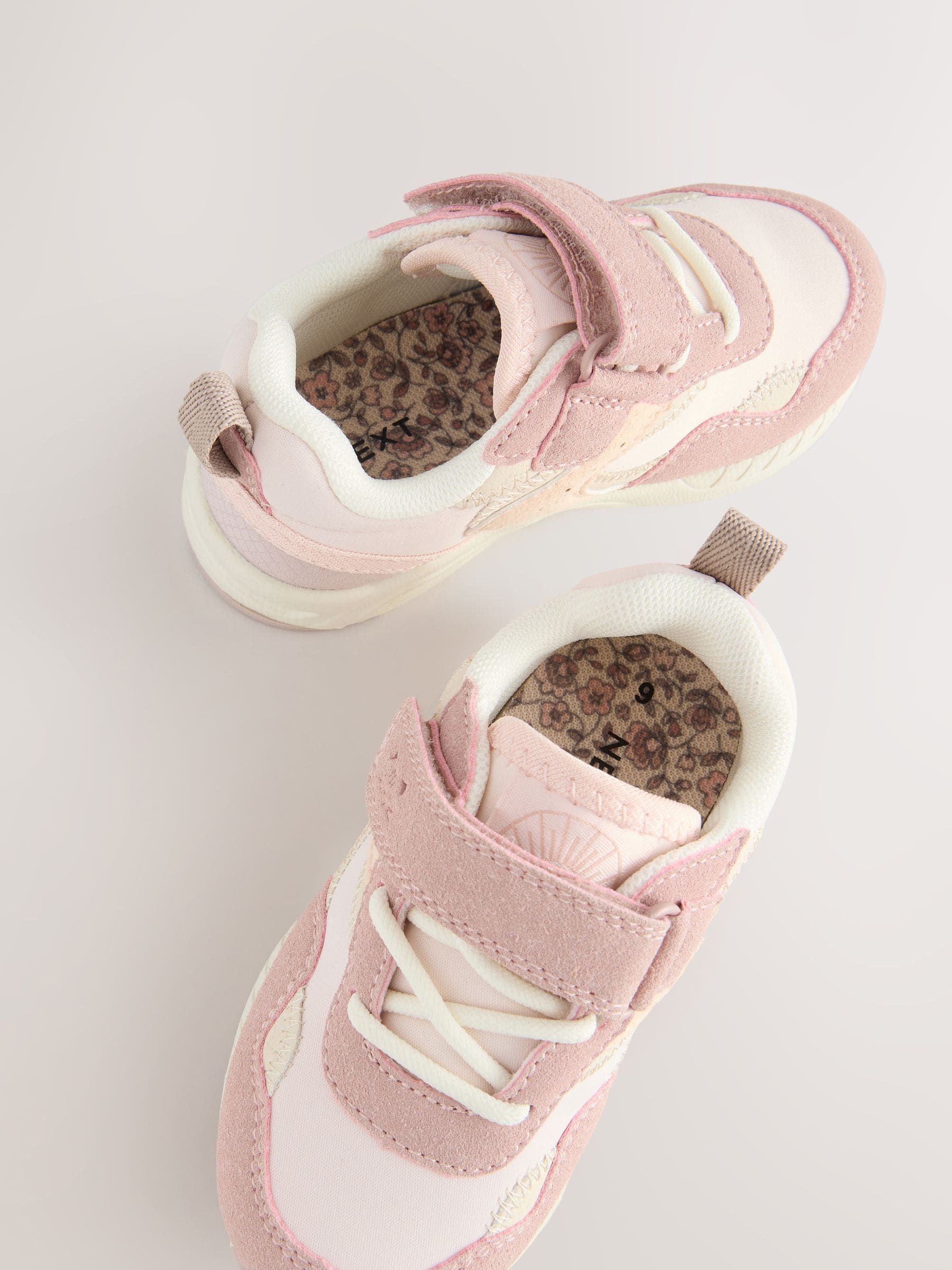 Roze - Sneakers met elastische veters en klittenbandsluiting